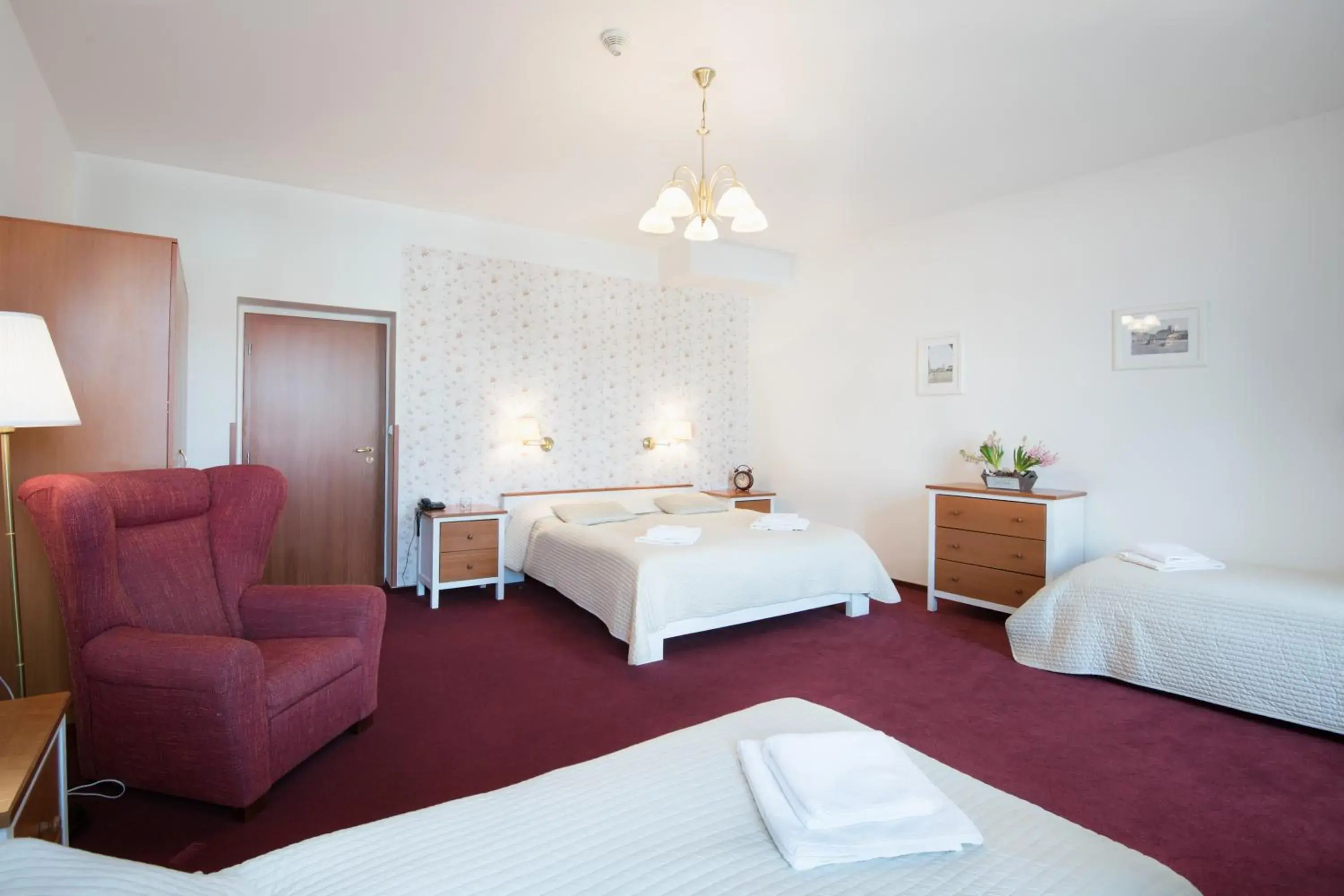 Quadruple Room - single occupancy in Hotel Pošta Quadruple Room - single occupancy in Hotel Pošta