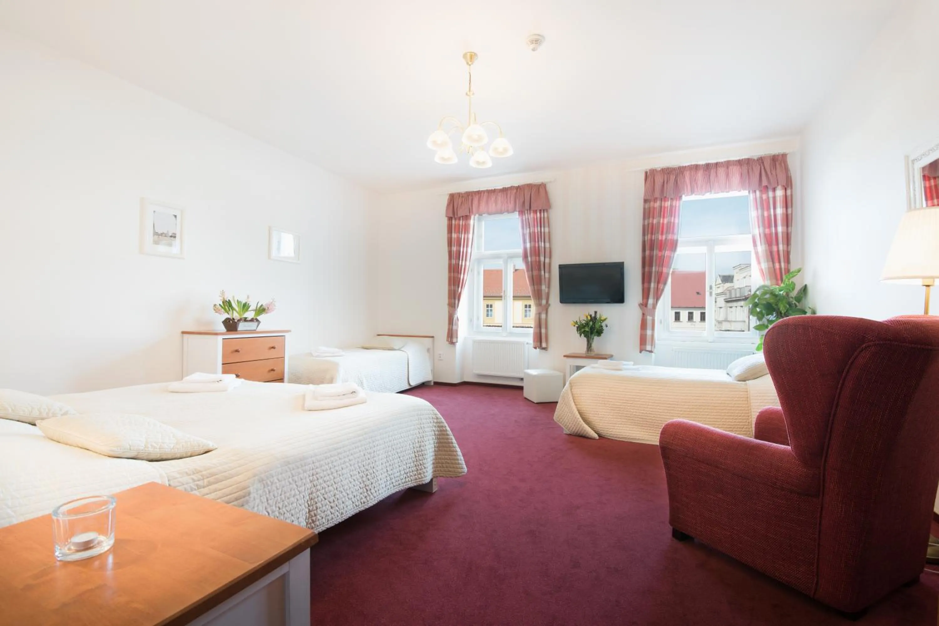 Bedroom, Bed in Hotel Pošta