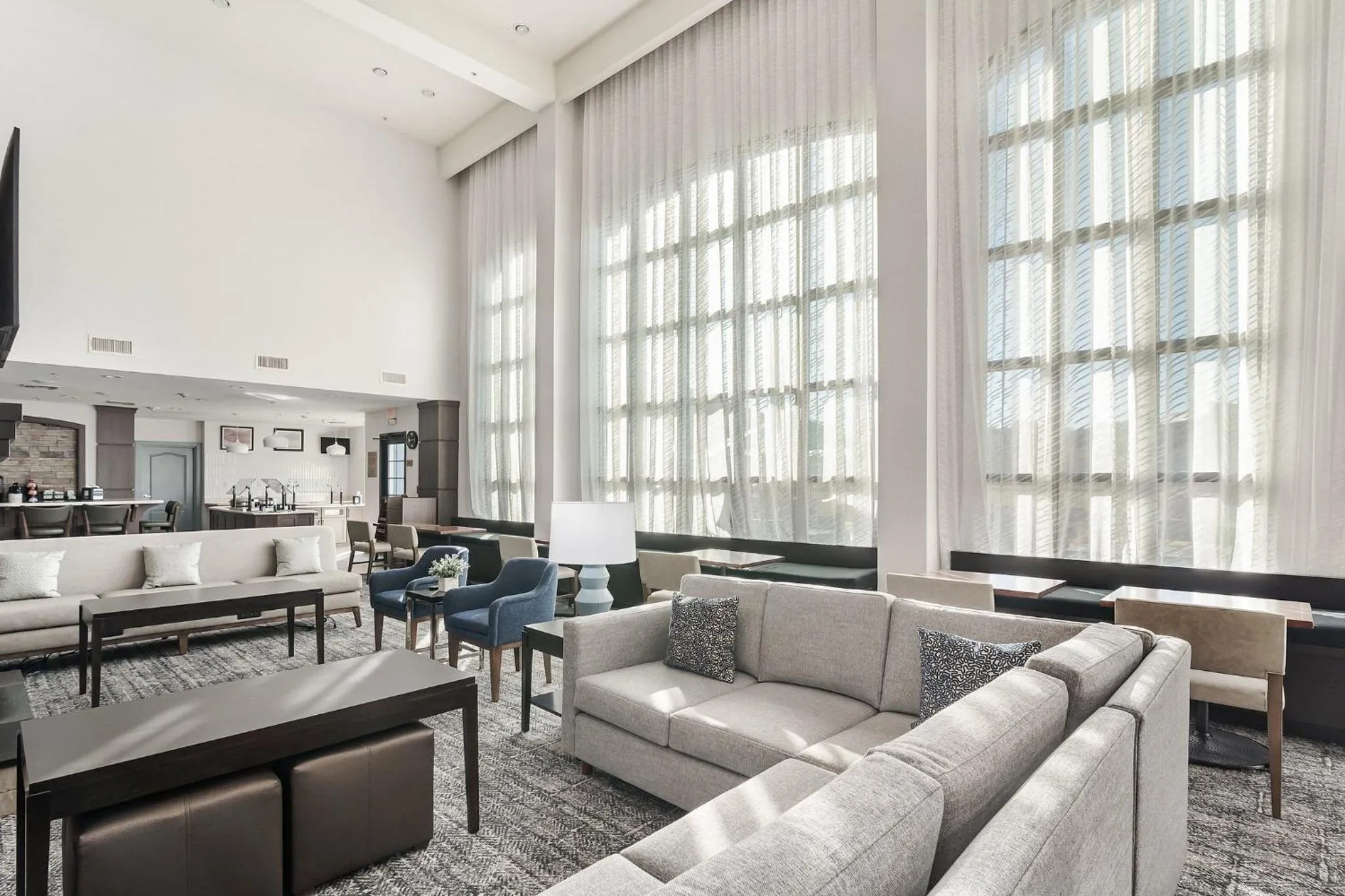 Restaurant/places to eat in Staybridge Suites Longview by IHG