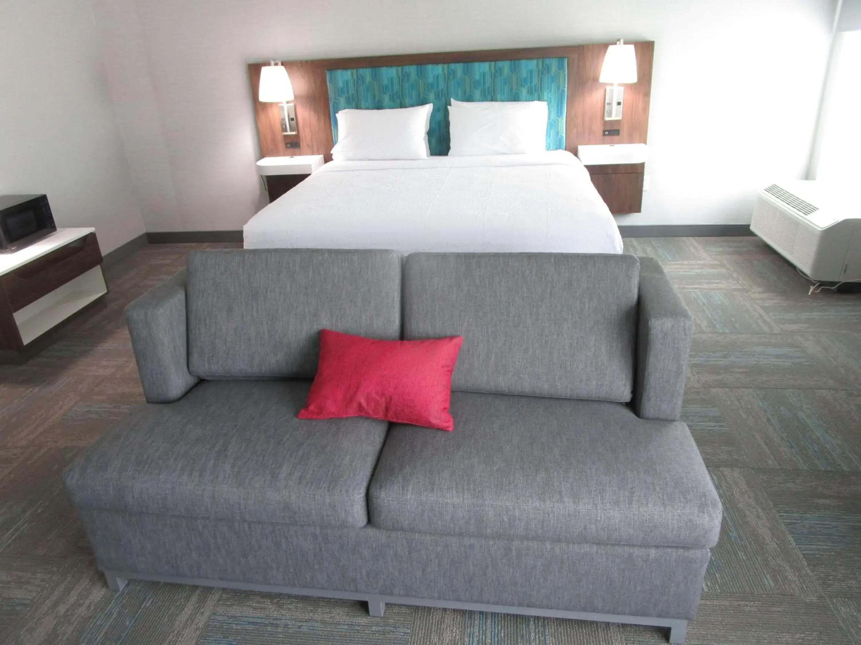 Photo of the whole room, Bed in Best Western Cy-Fair Photo of the whole room, Bed in Best Western Cy-Fair