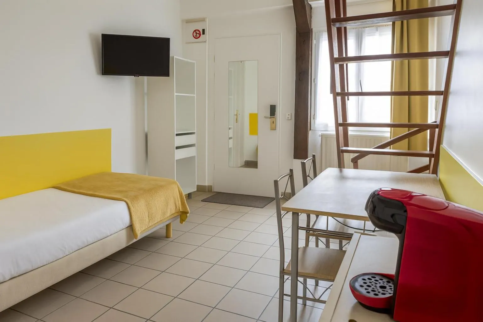 Bed in Résidence Chlorophylle