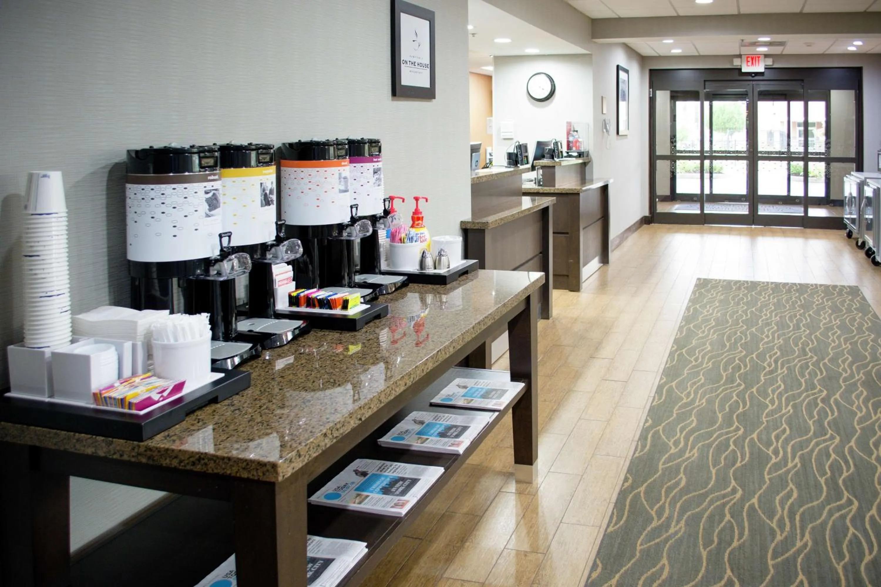Dining area in Hampton Inn Houston I-10 West-Energy Corridor