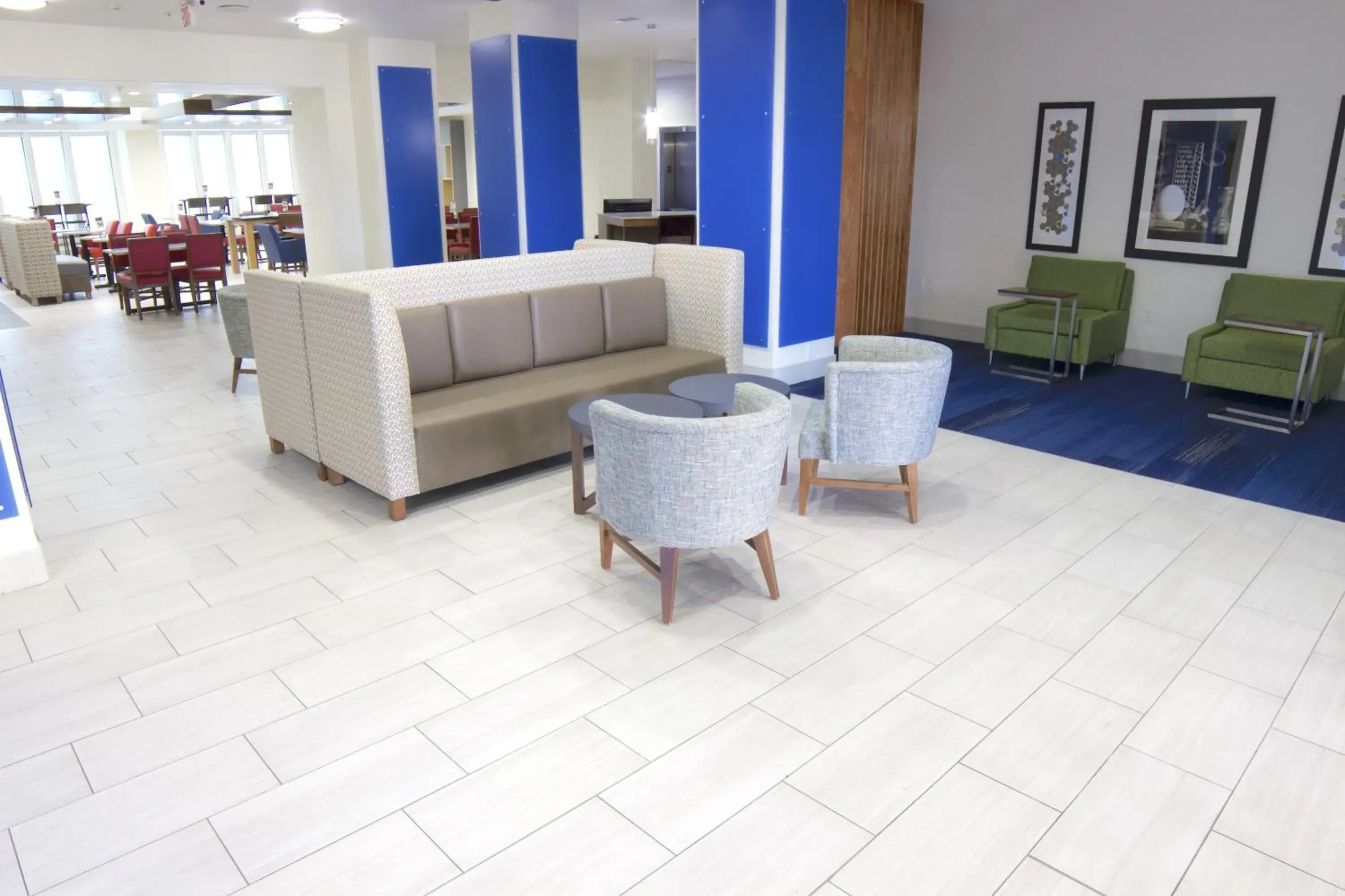 Property building in Holiday Inn Express Seguin by IHG Property building in Holiday Inn Express Seguin by IHG