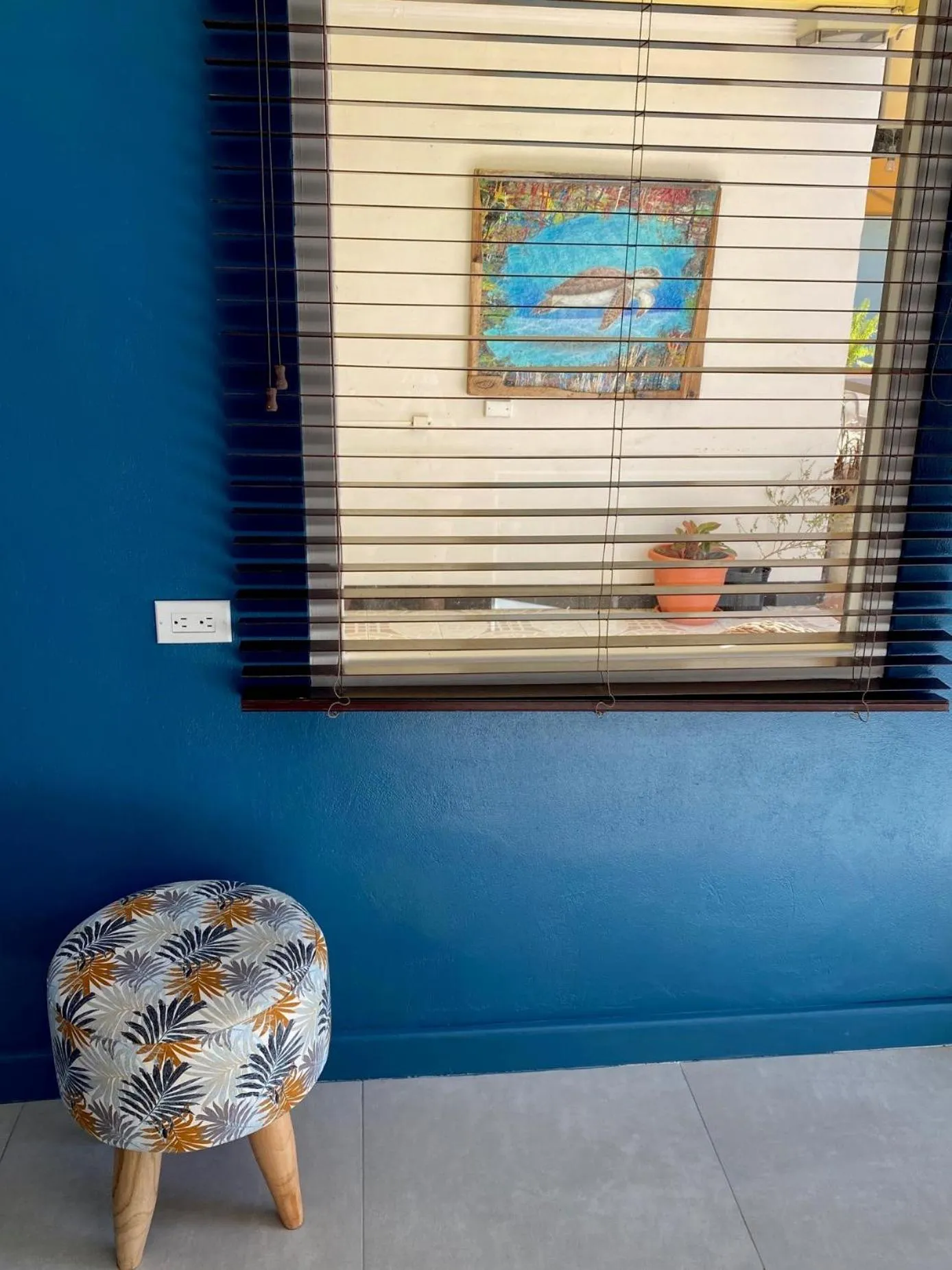 Seating area in Arubiana Inn Hotel