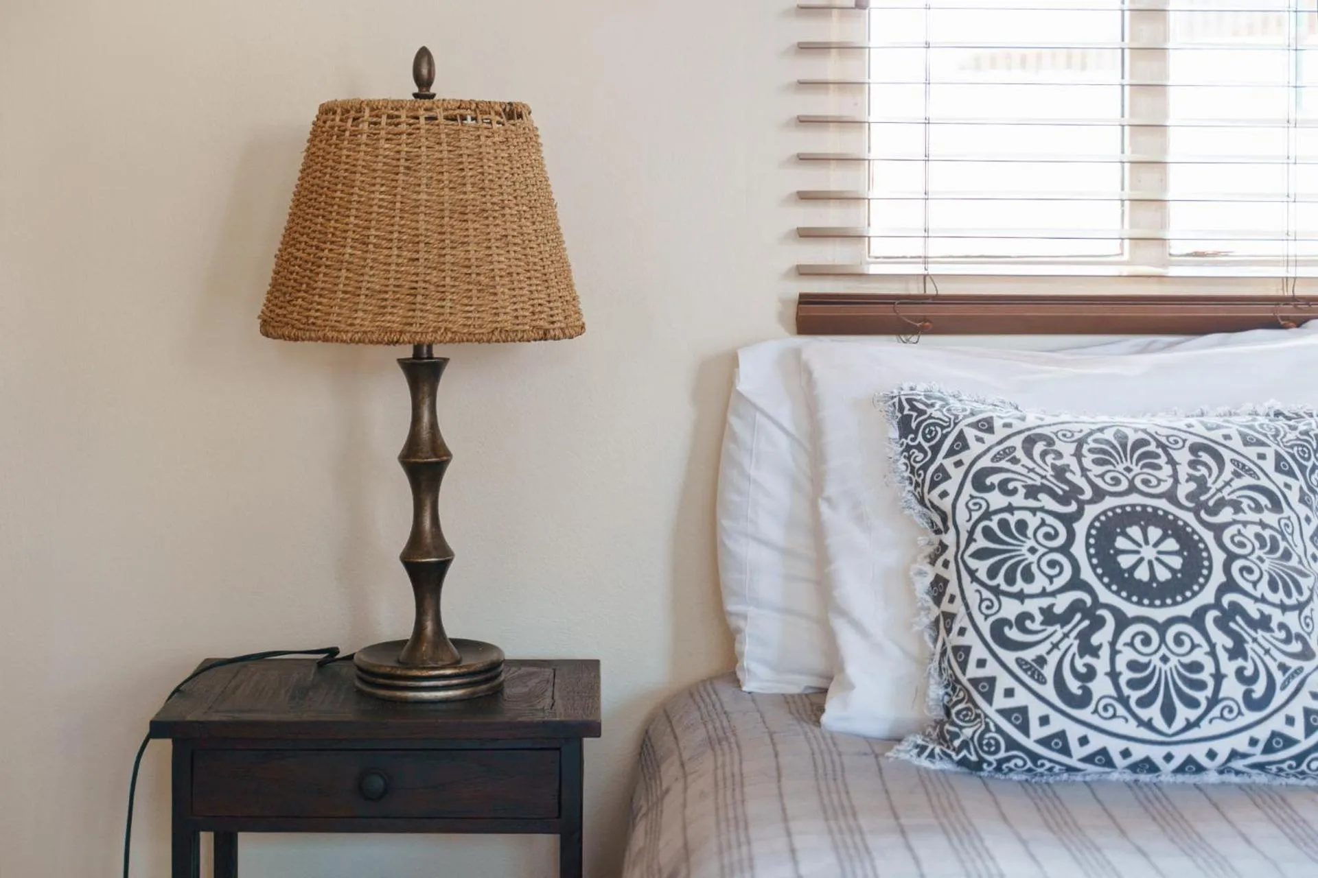 Bed in Arubiana Inn Hotel