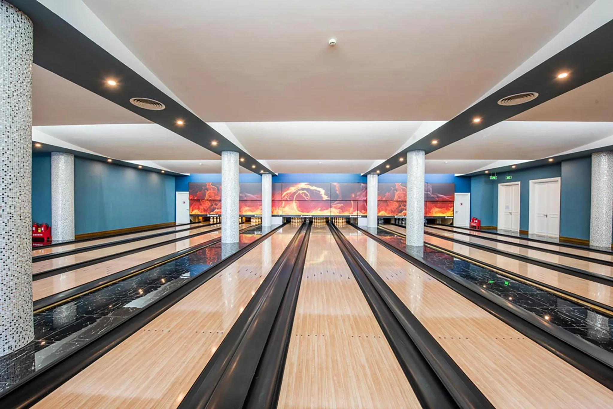 Bowling in Nha Trang Marriott Resort & Spa, Hon Tre Island
