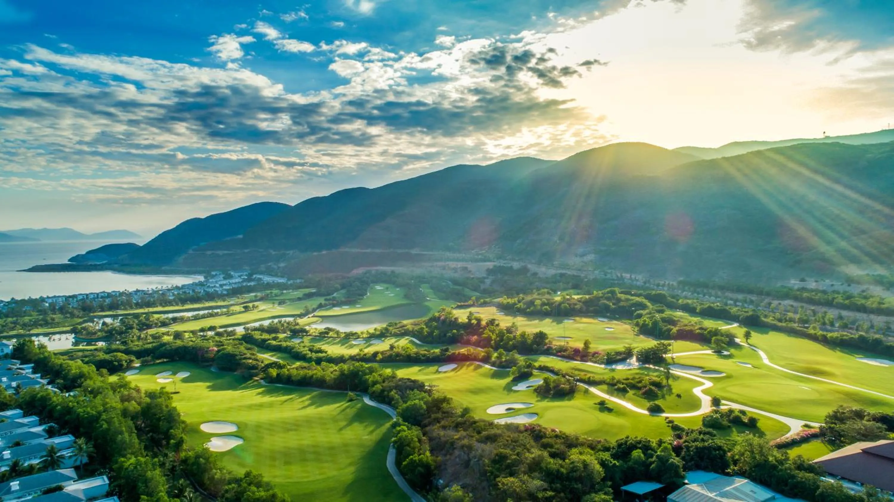 Golfcourse in Nha Trang Marriott Resort & Spa, Hon Tre Island