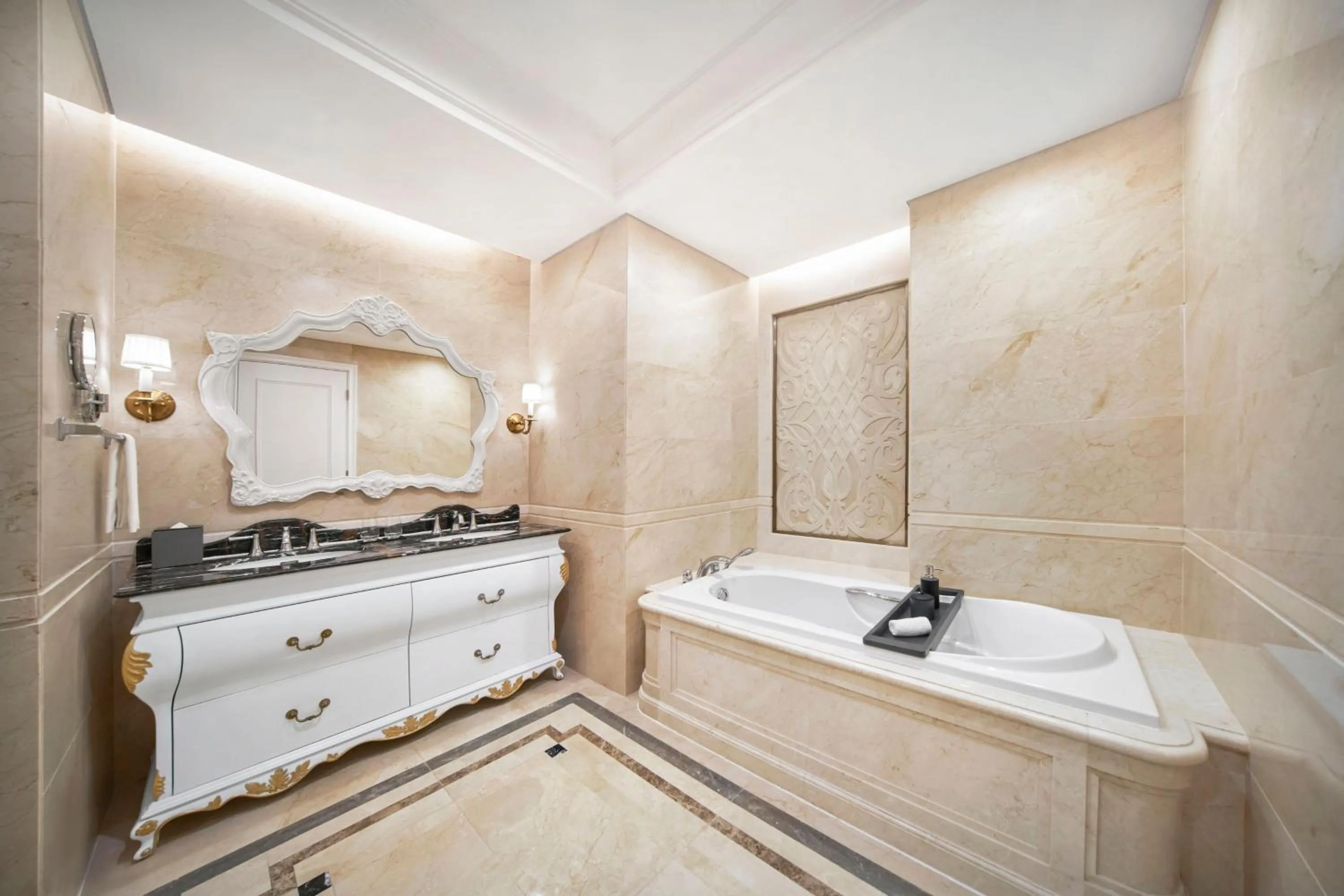 Bathroom in Nha Trang Marriott Resort & Spa, Hon Tre Island