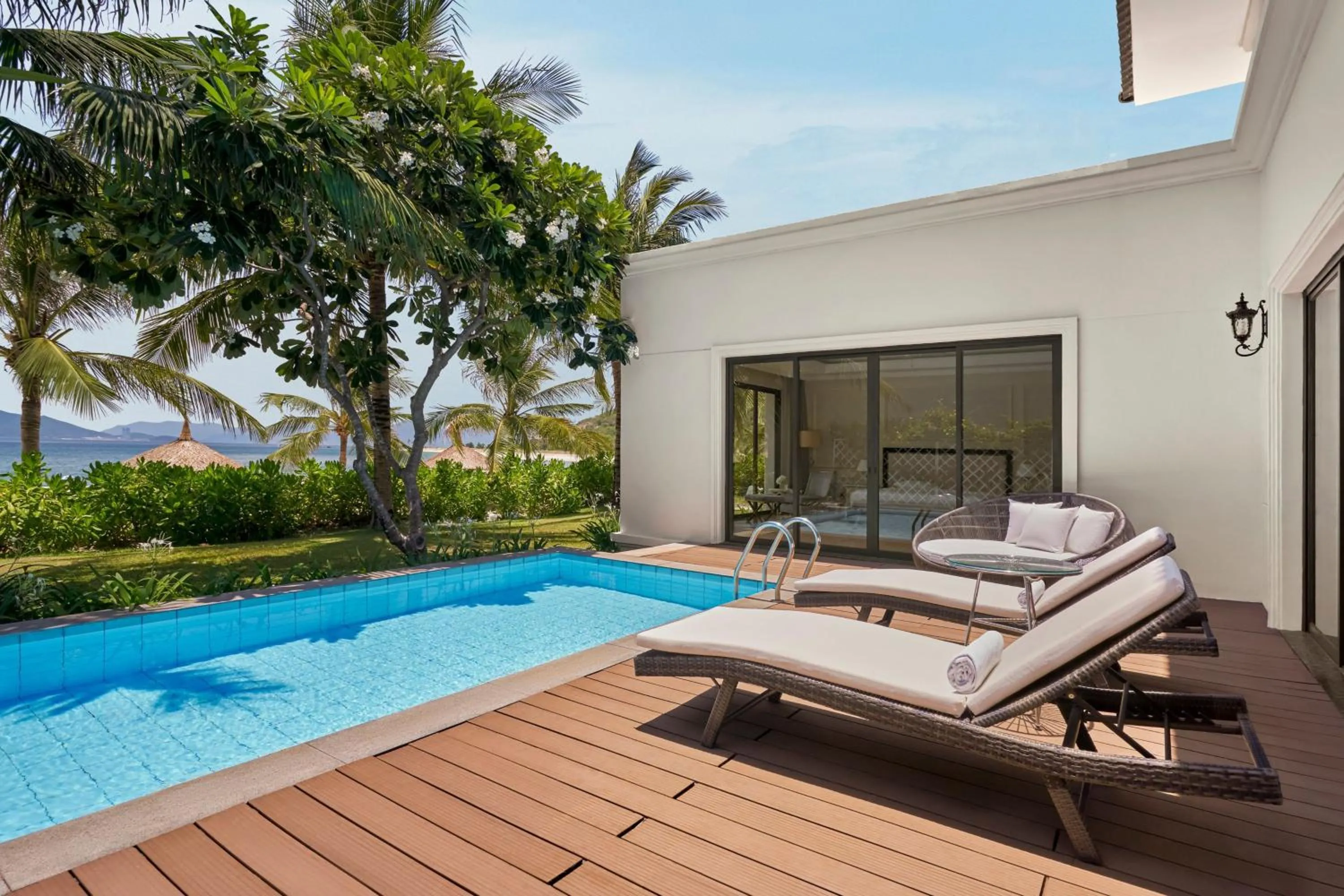 Property building in Nha Trang Marriott Resort & Spa, Hon Tre Island