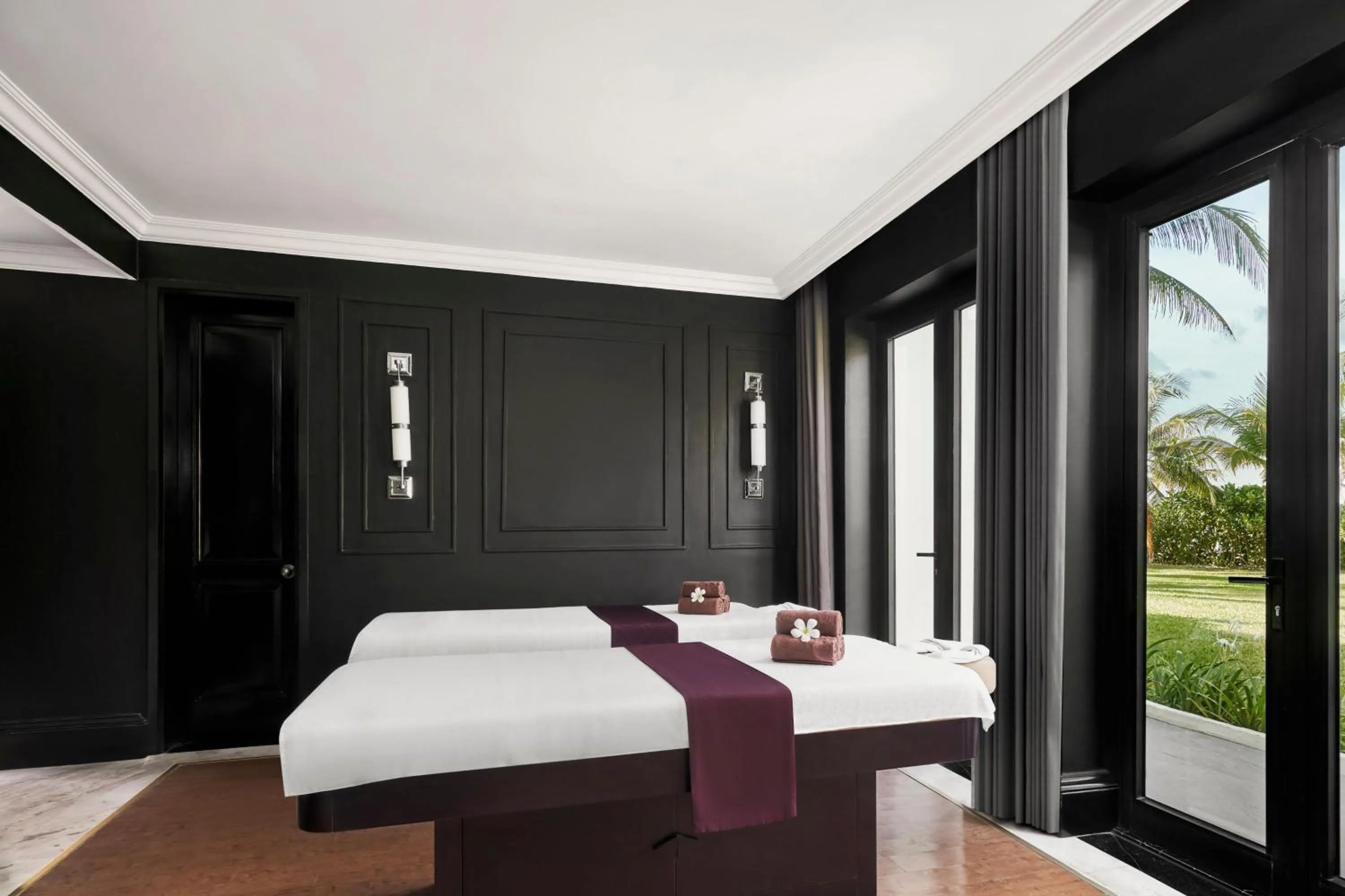 Spa and wellness centre/facilities, Bed in Nha Trang Marriott Resort & Spa, Hon Tre Island