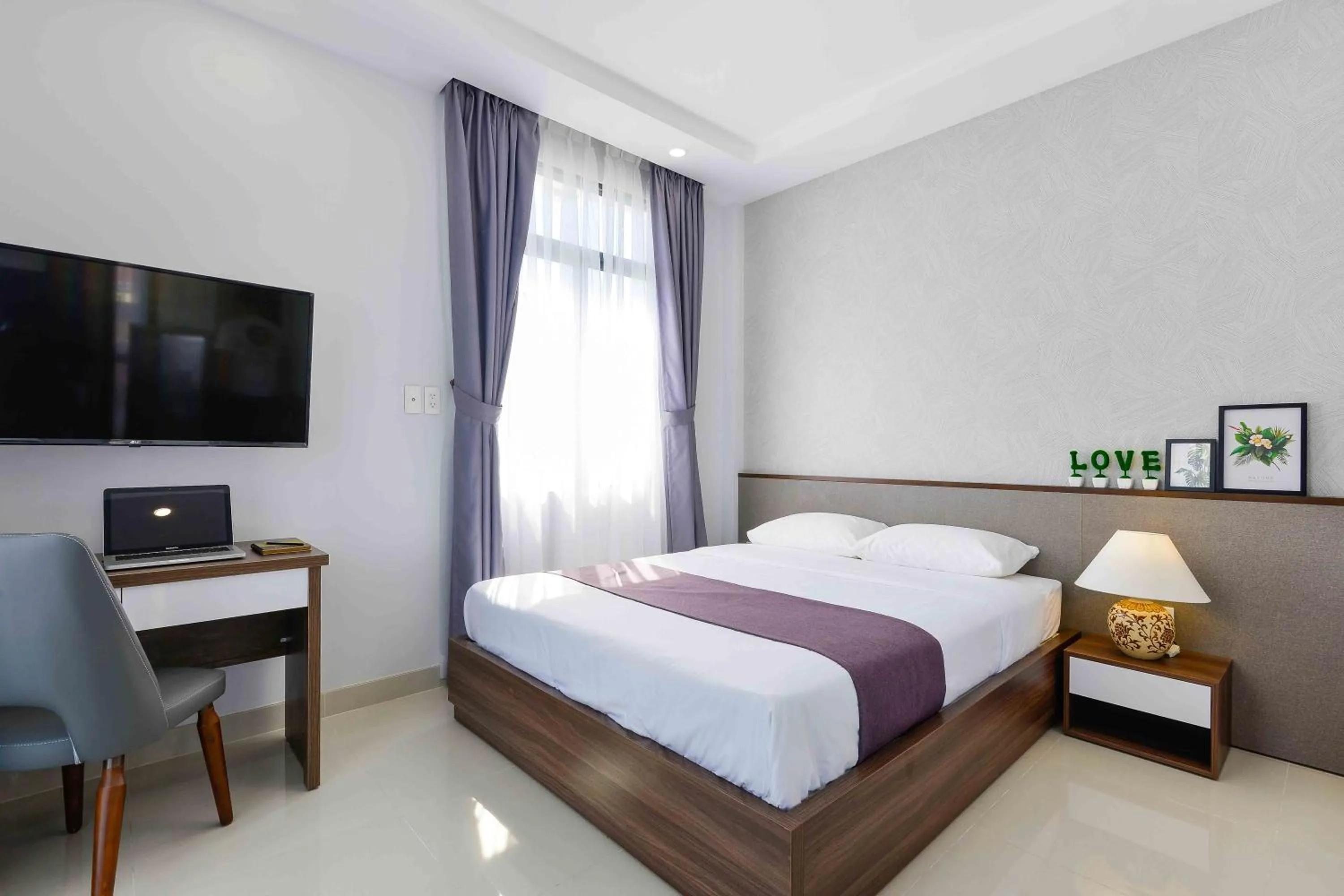 Bed in The Spring House