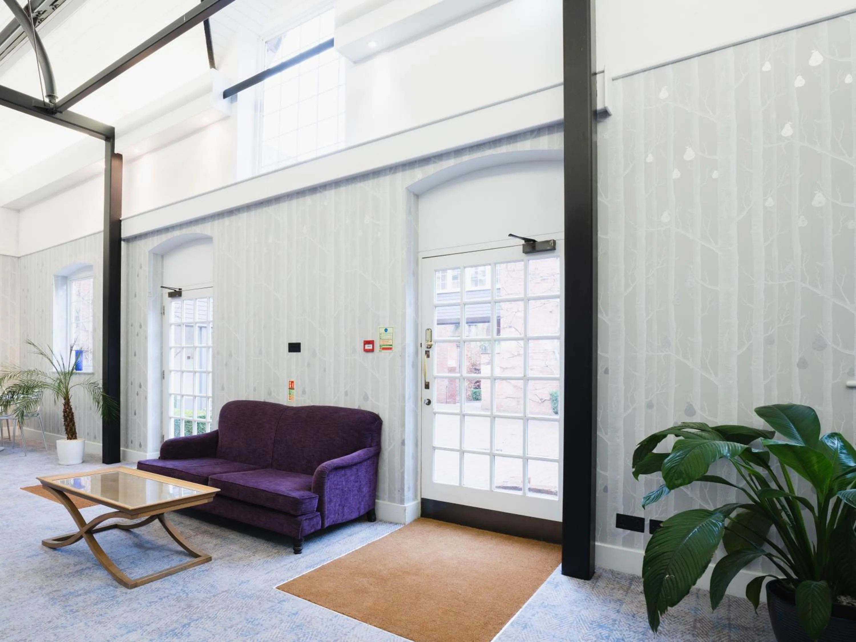 Facade/entrance in The Wood Norton