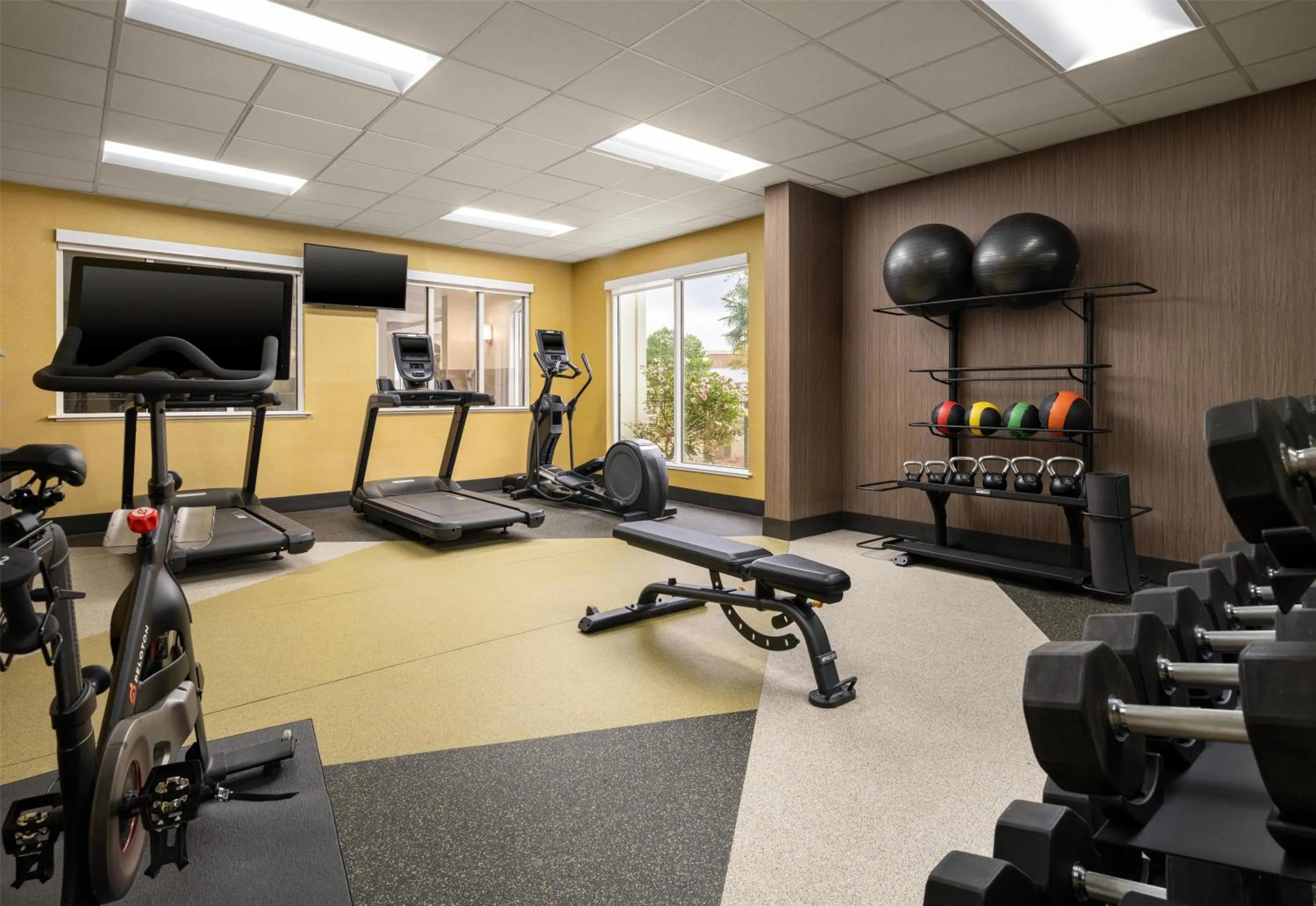 Fitness centre/facilities in Hilton Garden Inn Jackson-Madison