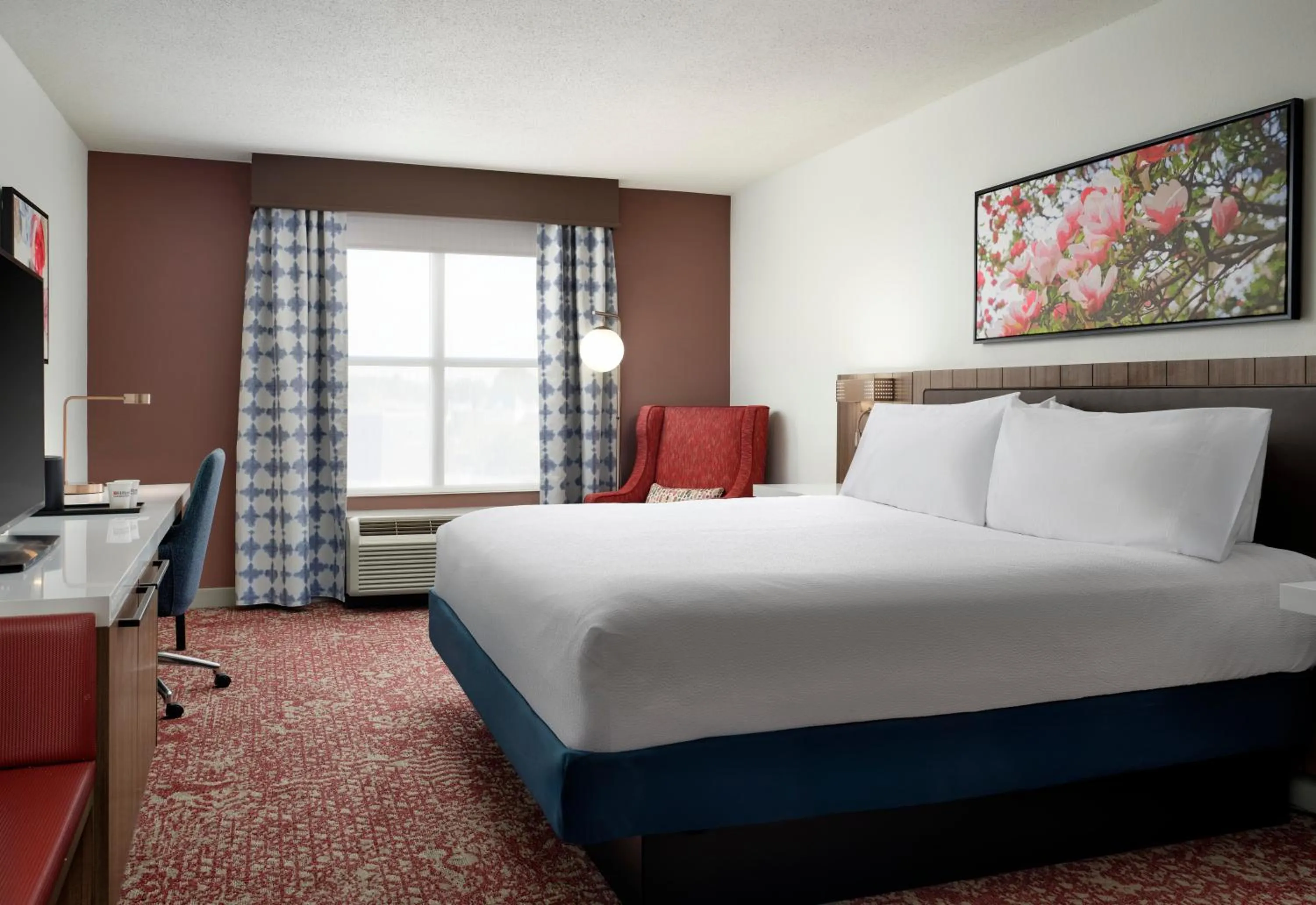 Guests, Bed in Hilton Garden Inn Jackson-Madison