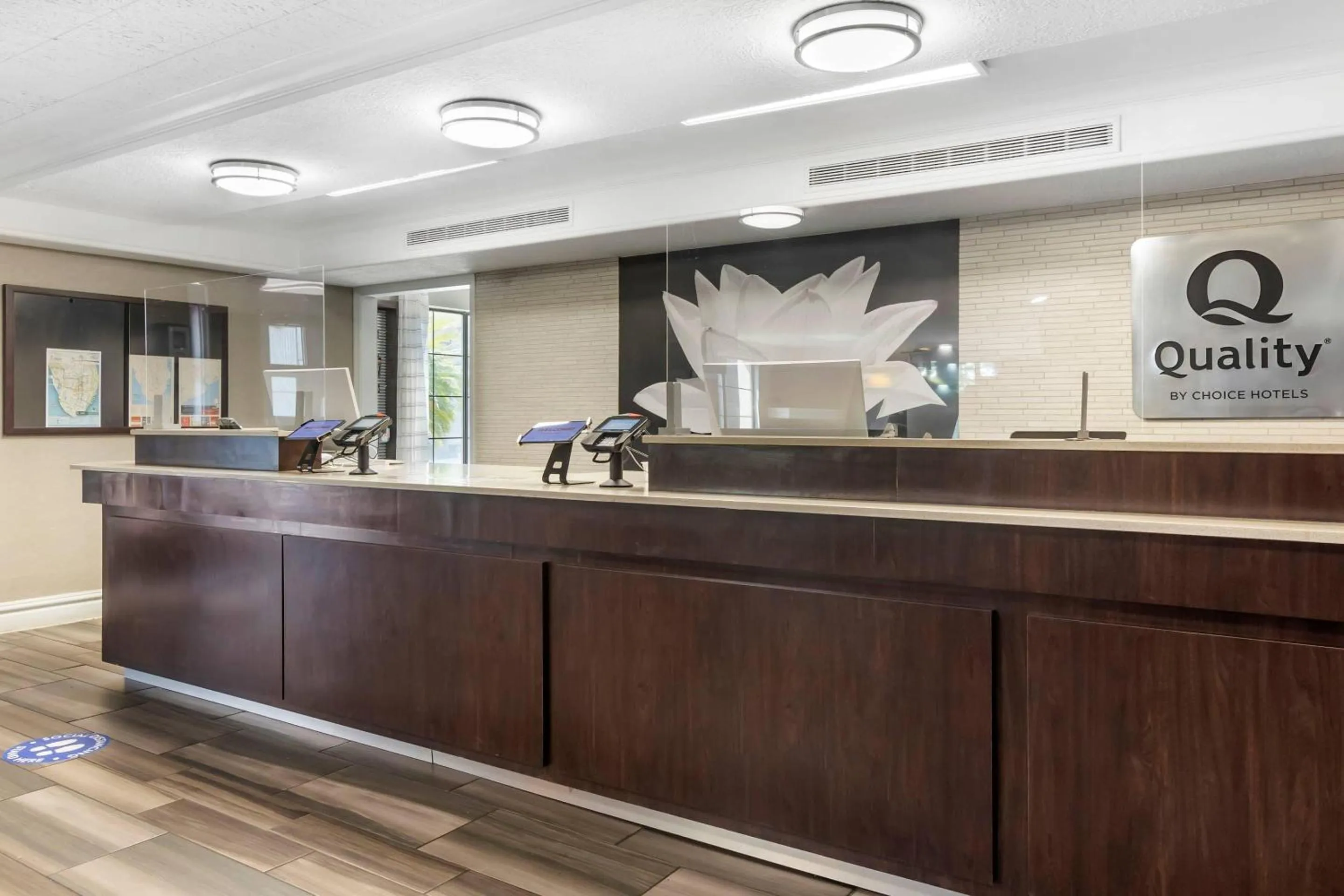 Lobby or reception in Quality Inn & Suites North Charleston - Ashley Phosphate