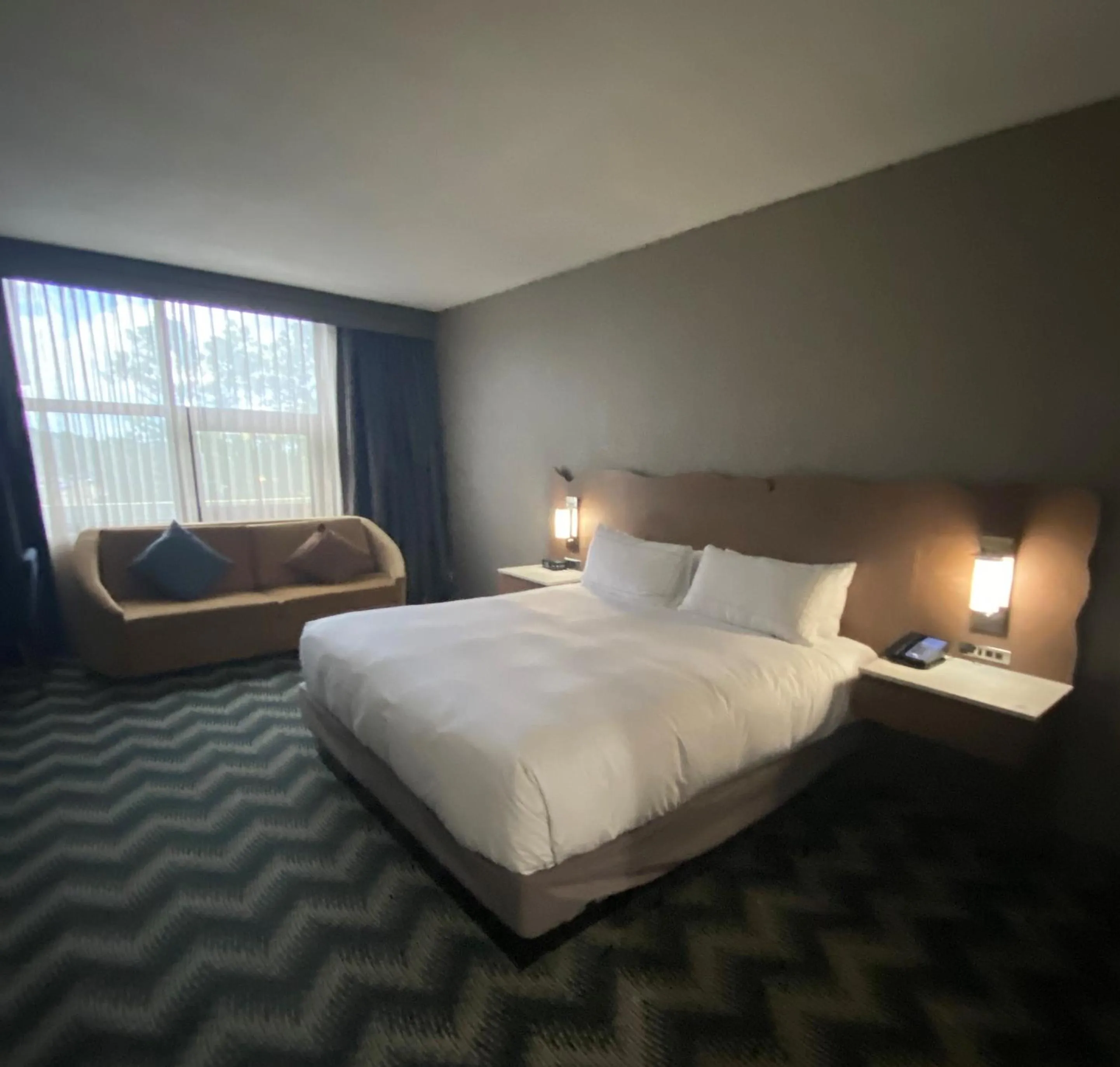 Bedroom, Bed in Hilton Houston North