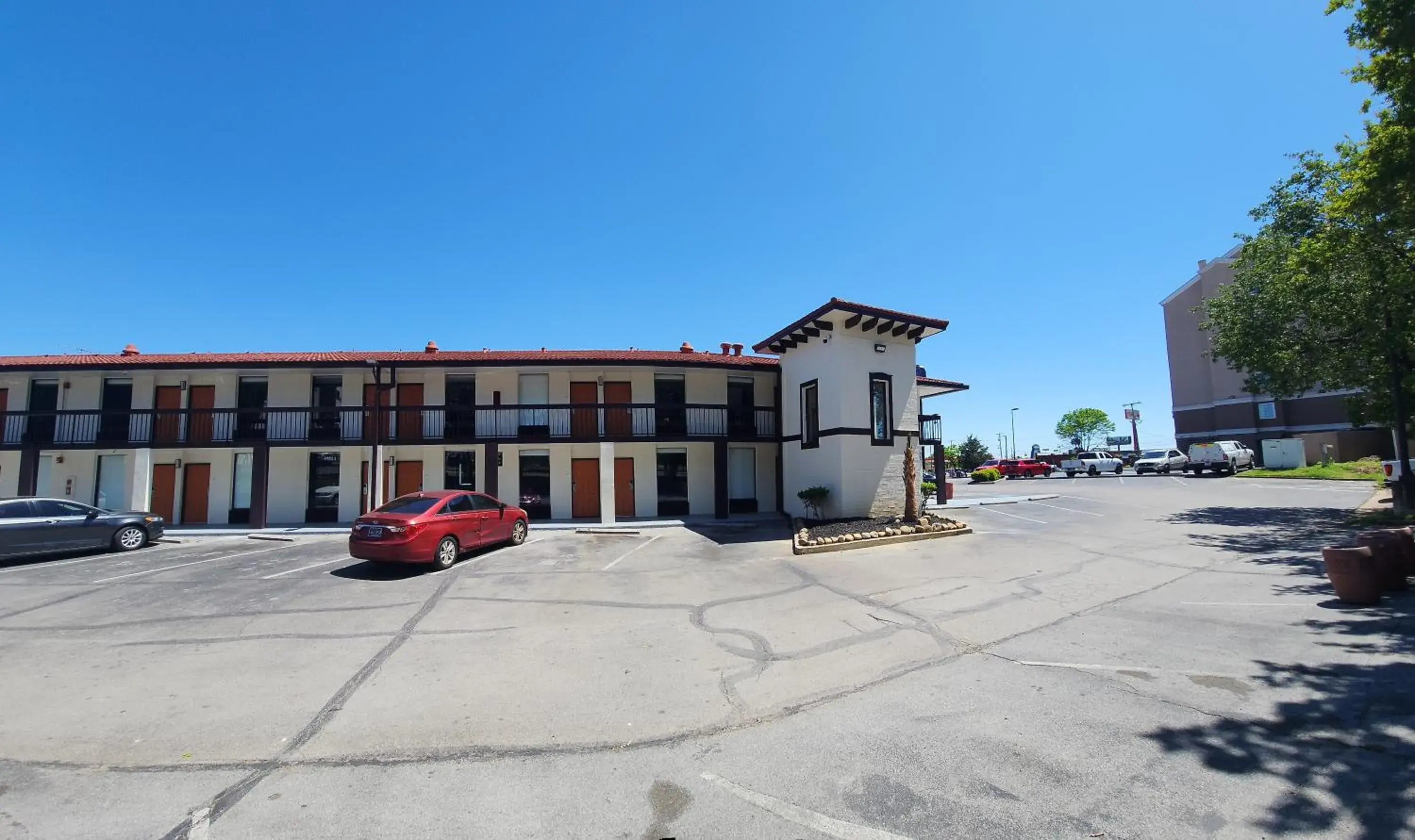 Property building in SerenityStay Chattanooga Hamilton Place Property building in SerenityStay Chattanooga Hamilton Place