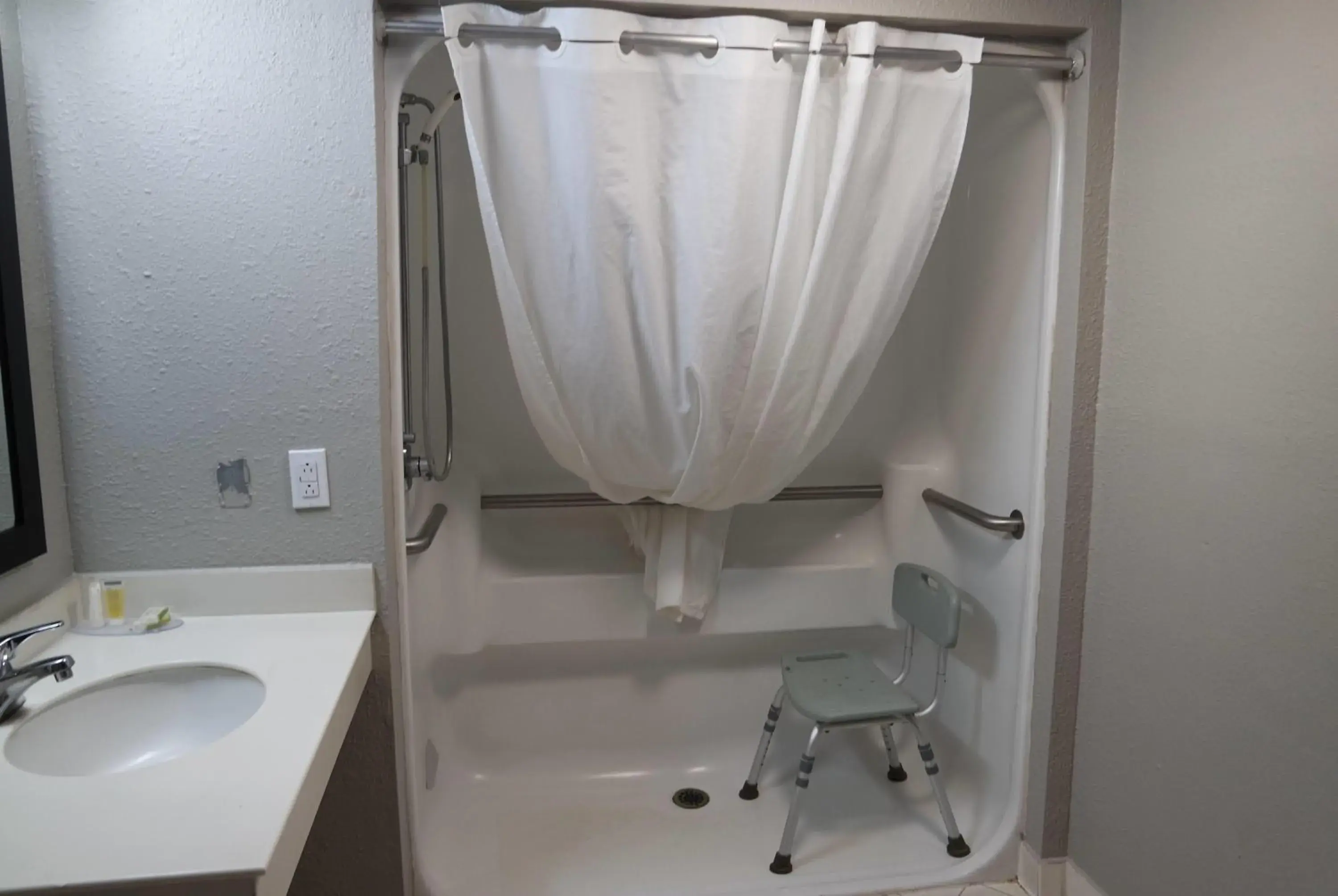 Super 8 by Wyndham Savannah Super 8 by Wyndham Savannah