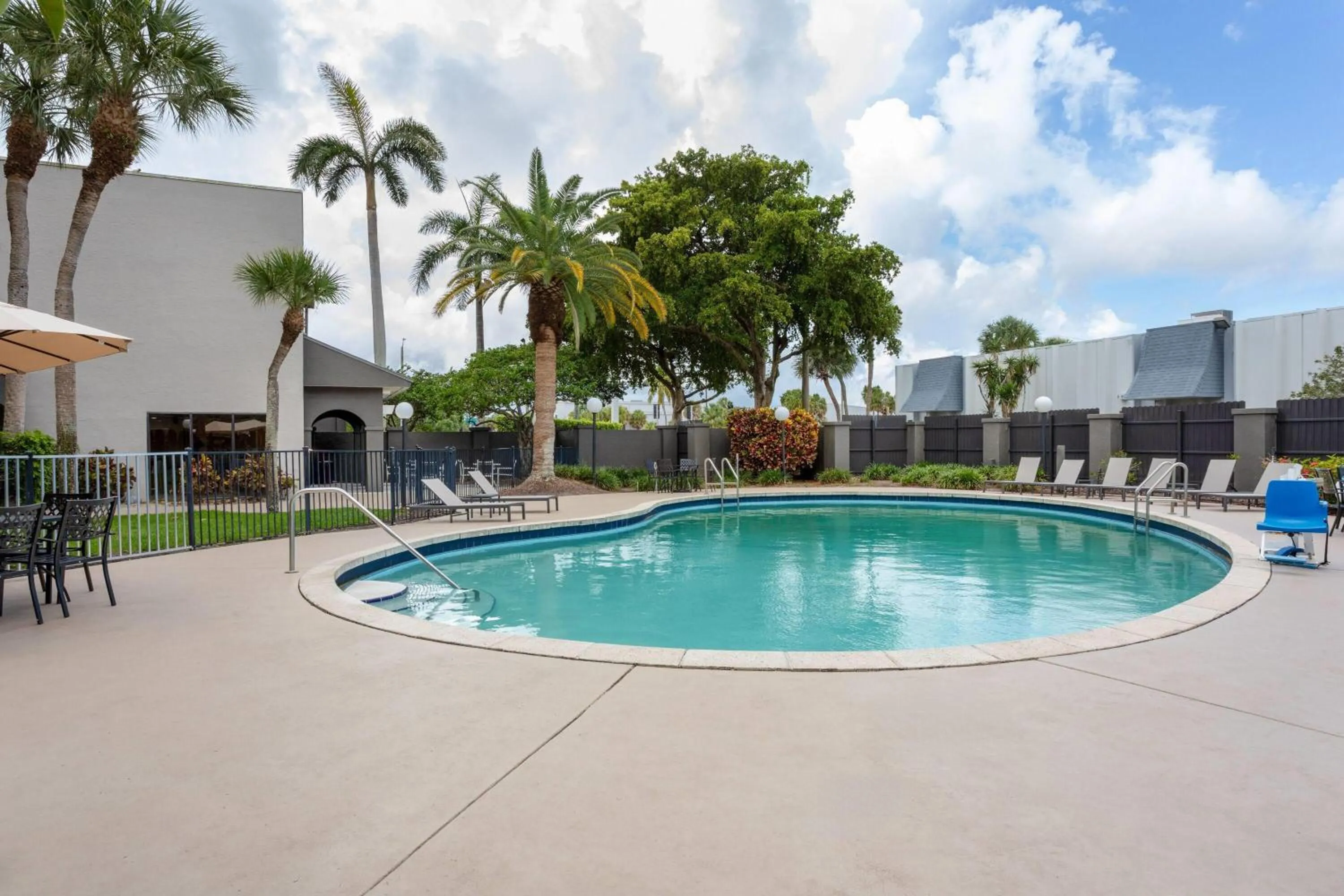 Swimming pool in La Quinta by Wyndham Ft Lauderdale Cypress Creek