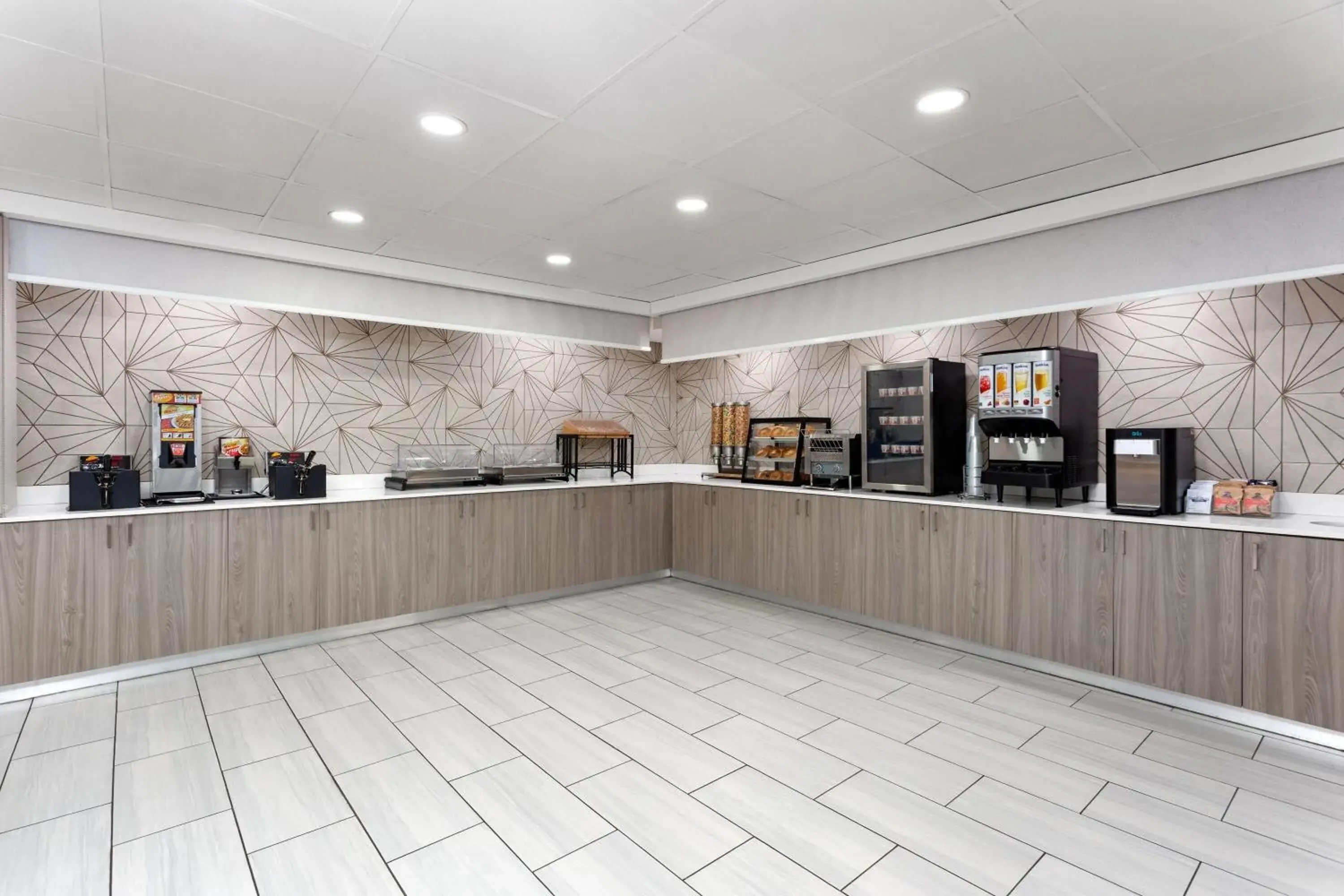 Breakfast in La Quinta by Wyndham Ft Lauderdale Cypress Creek Breakfast in La Quinta by Wyndham Ft Lauderdale Cypress Creek