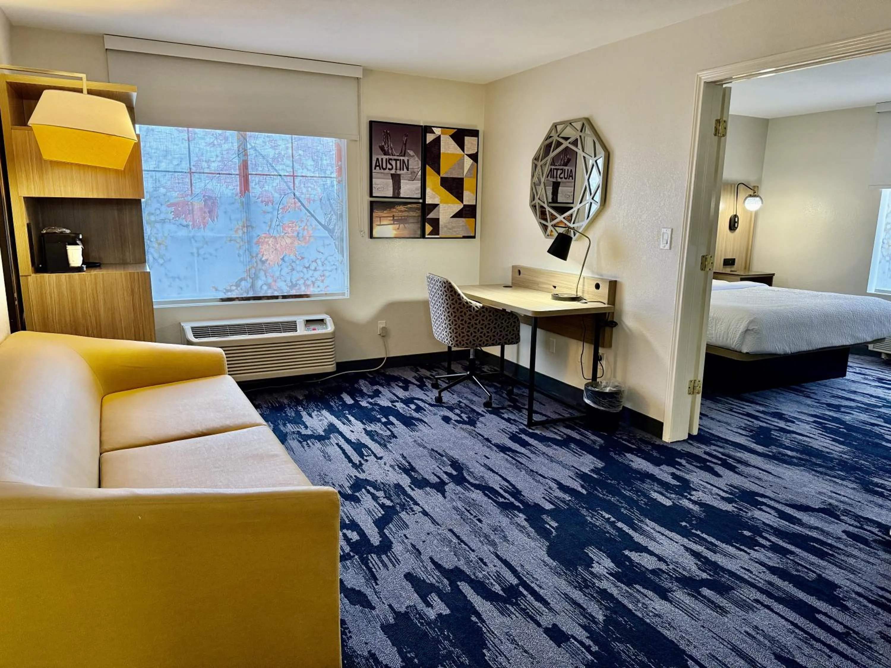 Bed in La Quinta by Wyndham Austin Southwest