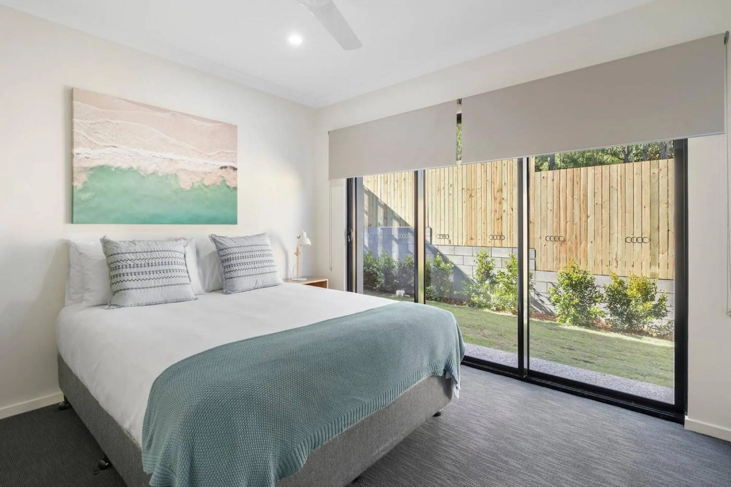 Bedroom, Bed in DAYDREAMING Airlie Beach, Water views & only 200m to boardwalk.