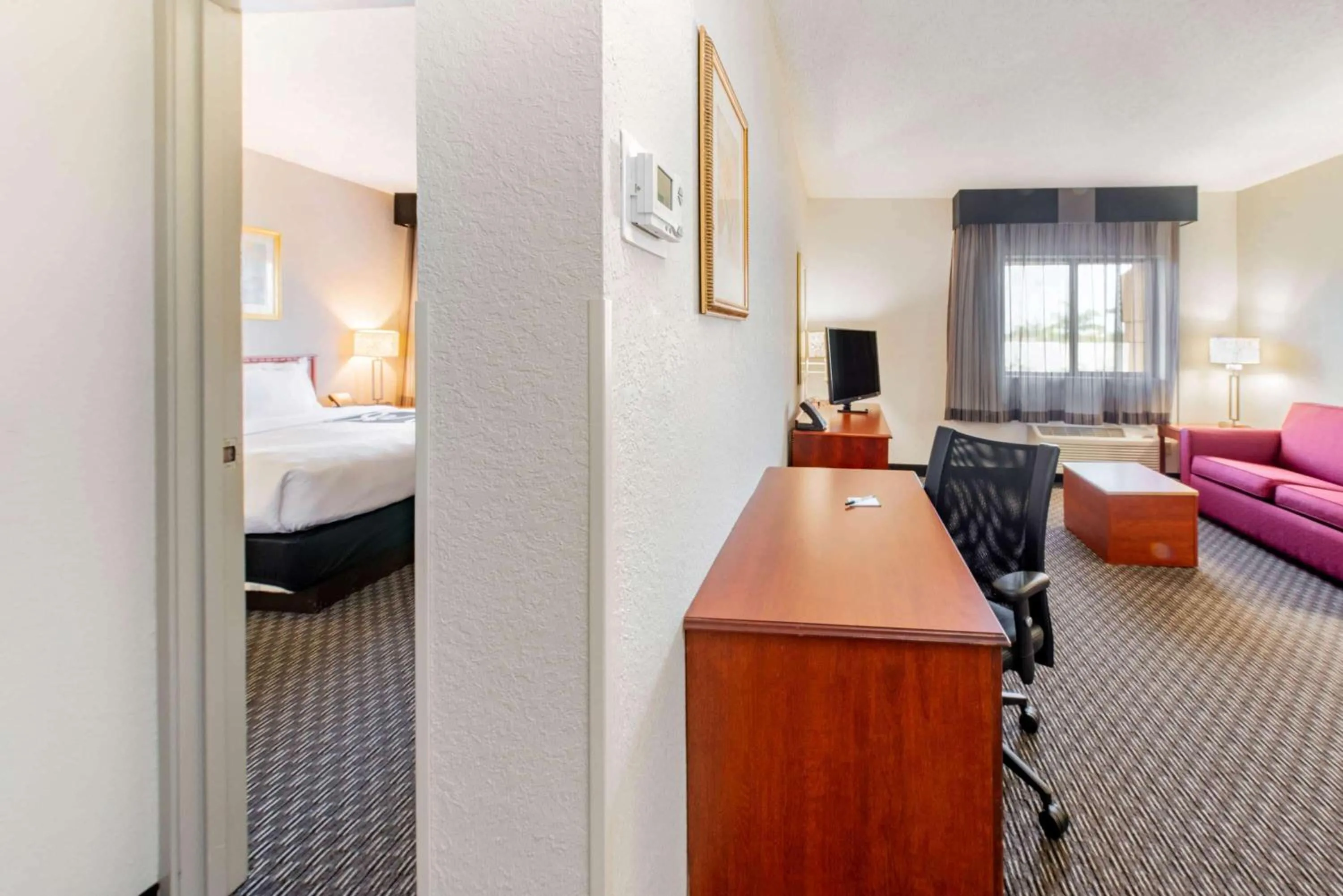 Photo of the whole room, Bed in La Quinta Inn by Wyndham Ft. Lauderdale Tamarac East