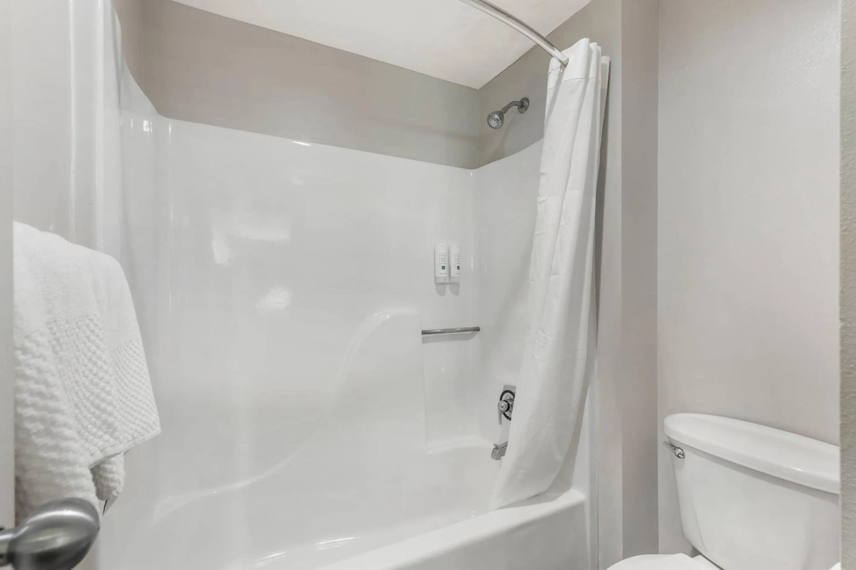 Bedroom in Quality Inn & Suites Raleigh Durham Airport