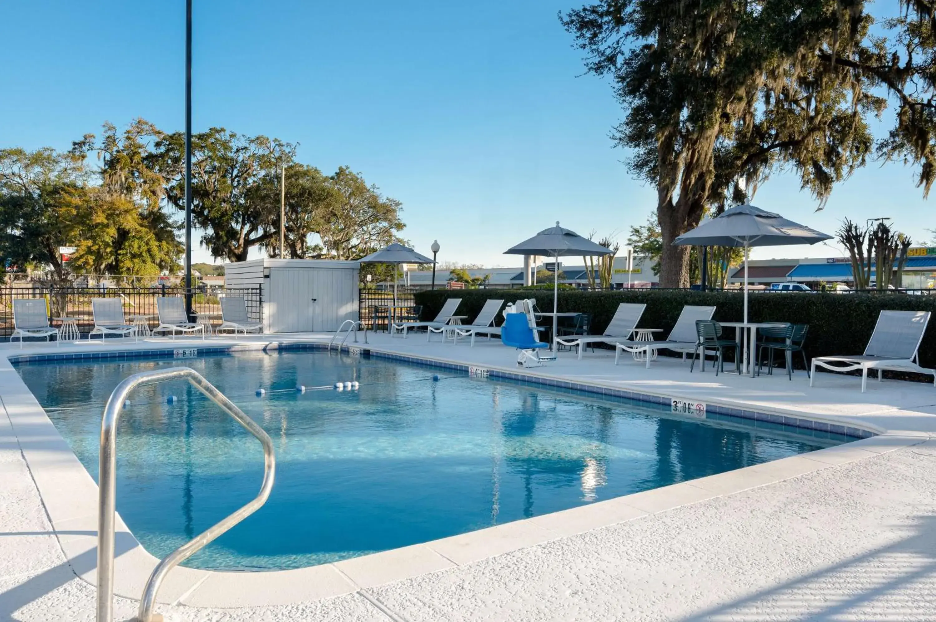 Pool view in Spark by Hilton Savannah Midtown Pool view in Spark by Hilton Savannah Midtown