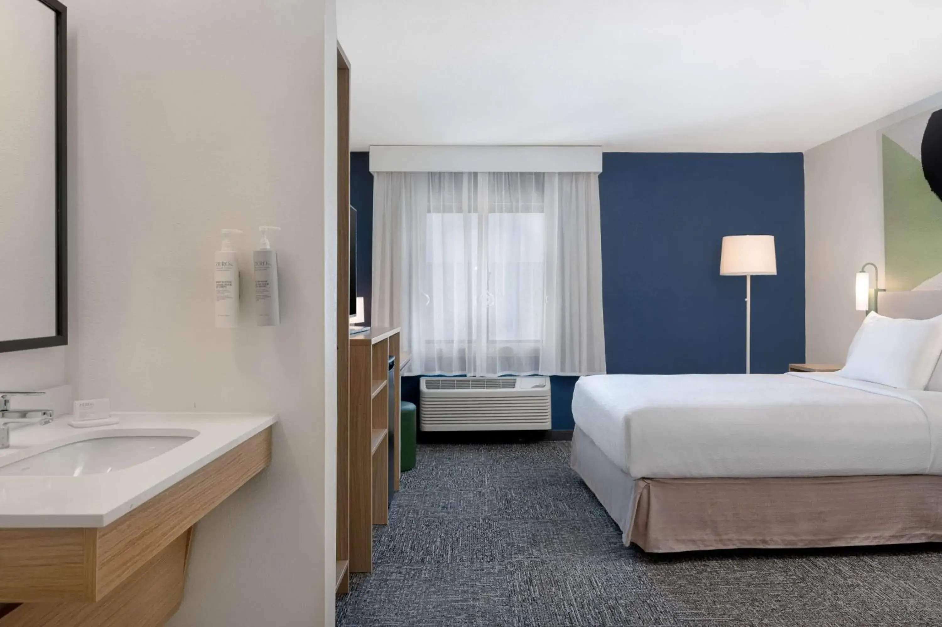 Bed in Spark by Hilton Savannah Midtown Bed in Spark by Hilton Savannah Midtown