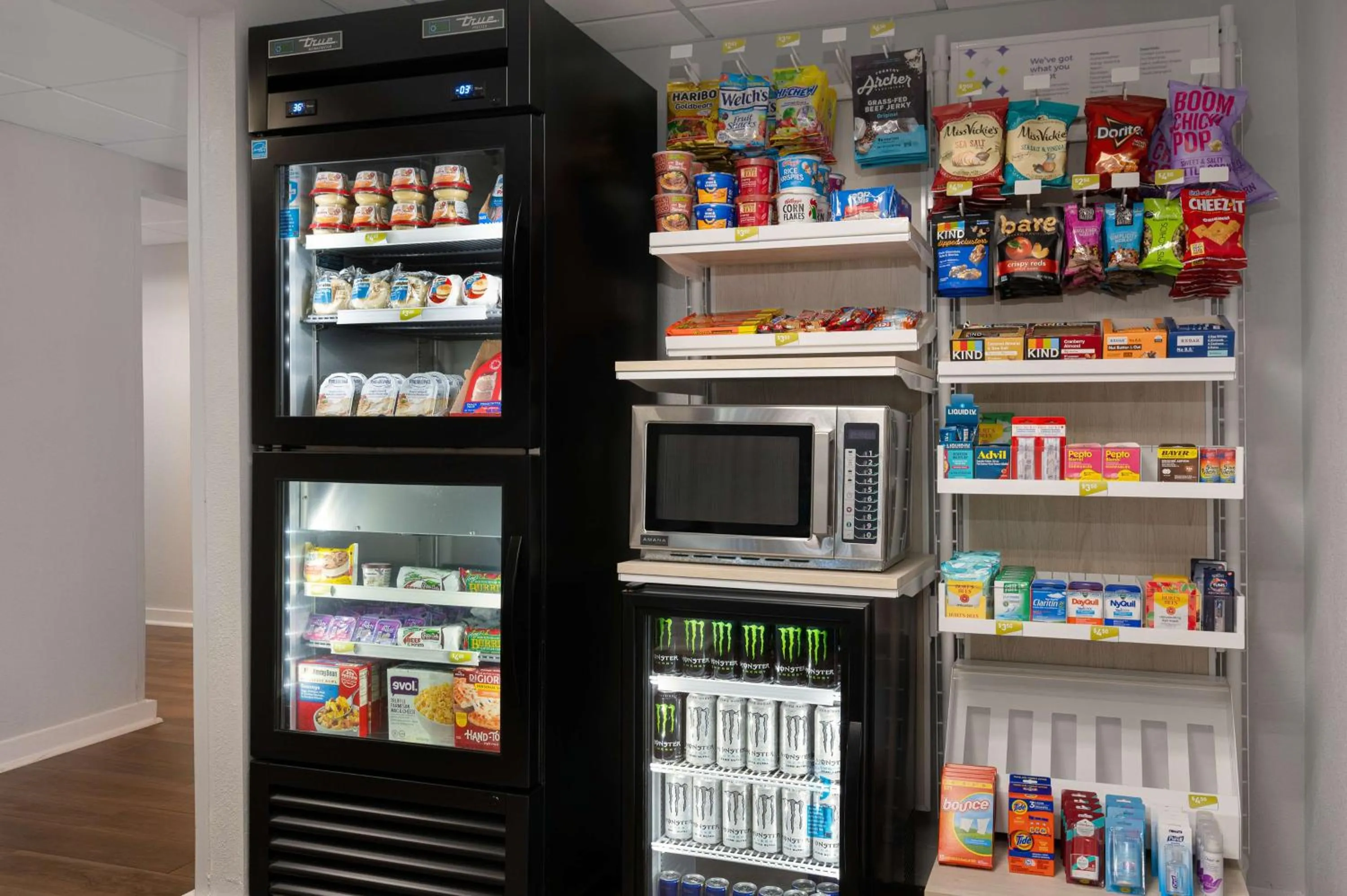 Restaurant/places to eat in La Quinta by Wyndham Savannah Southside