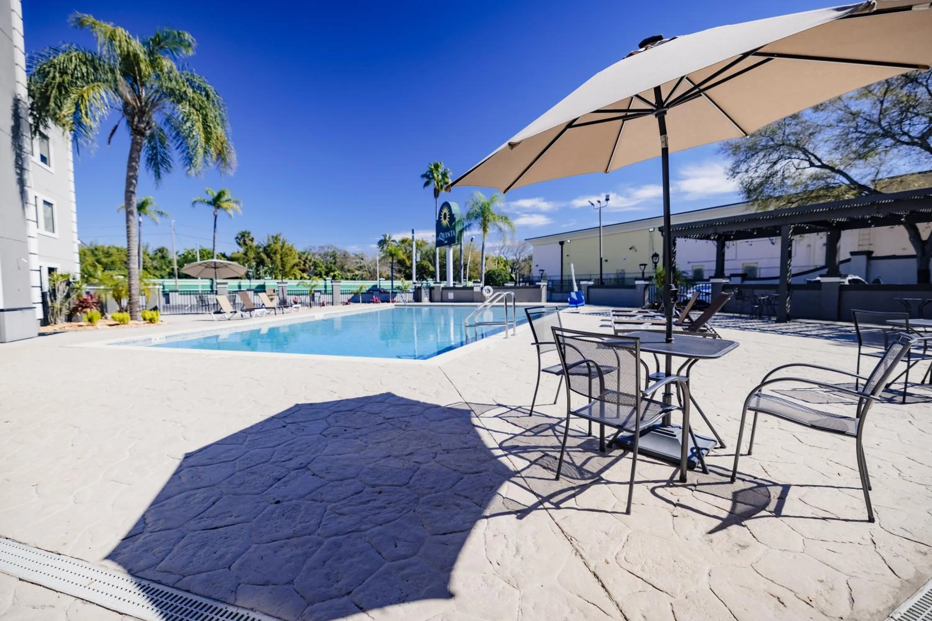 Patio in La Quinta Inn by Wyndham Tampa Near Busch Gardens