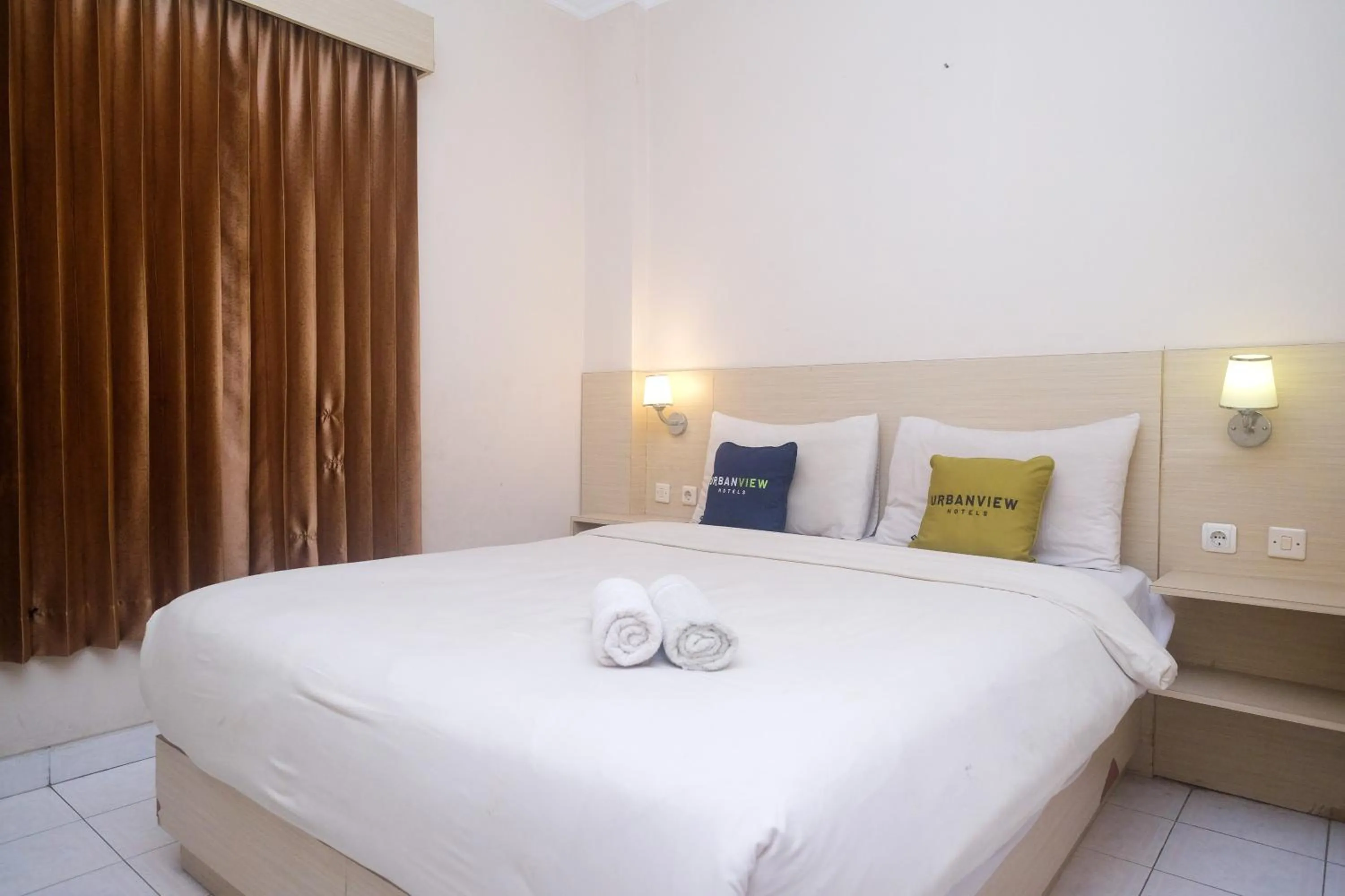 Bedroom, Bed in Urbanview Hotel Pondok Anggun Yogyakarta by RedDoorz