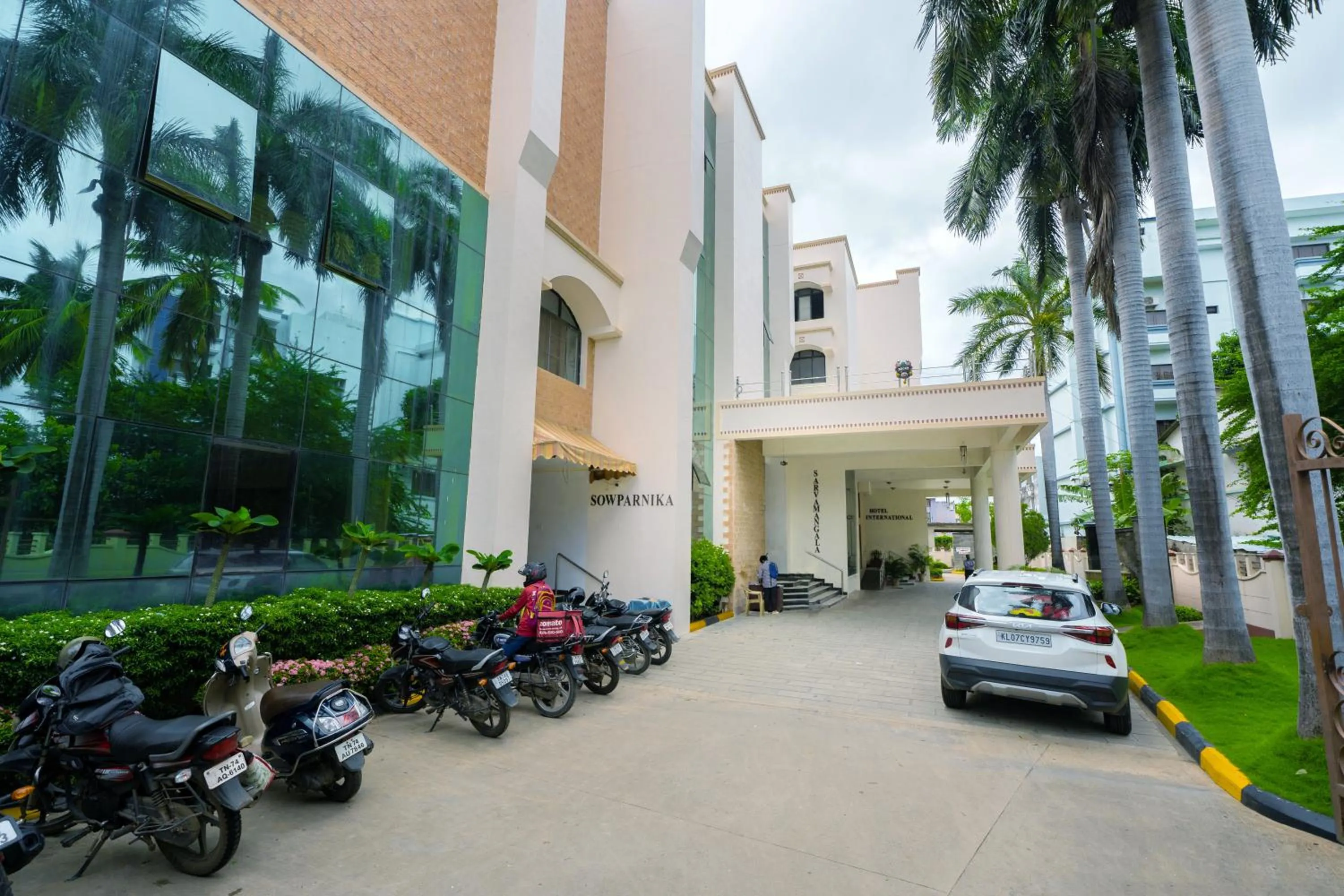 HOTEL UDUPI INTERNATIONAL