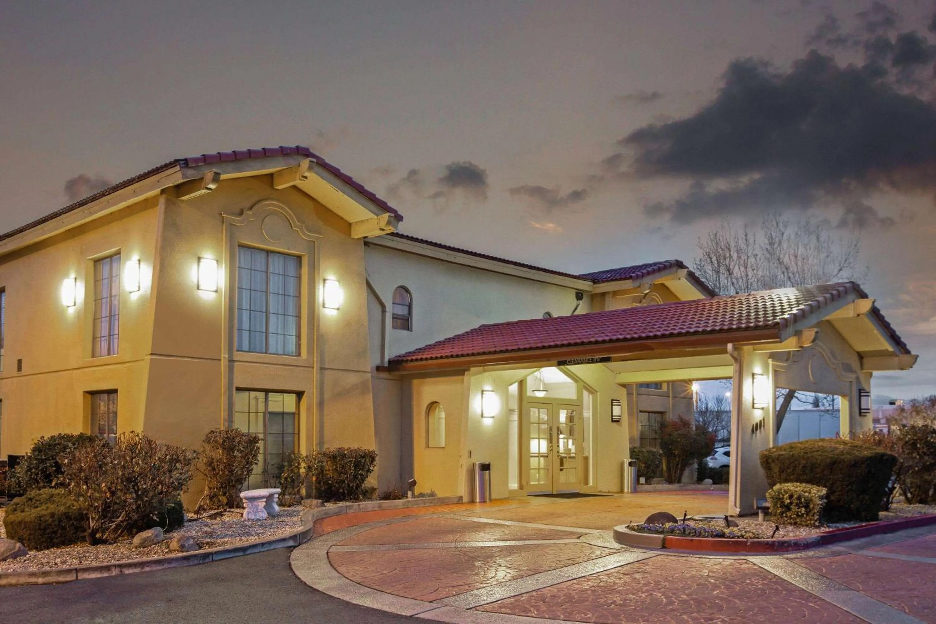 Property building in La Quinta Inn by Wyndham Reno