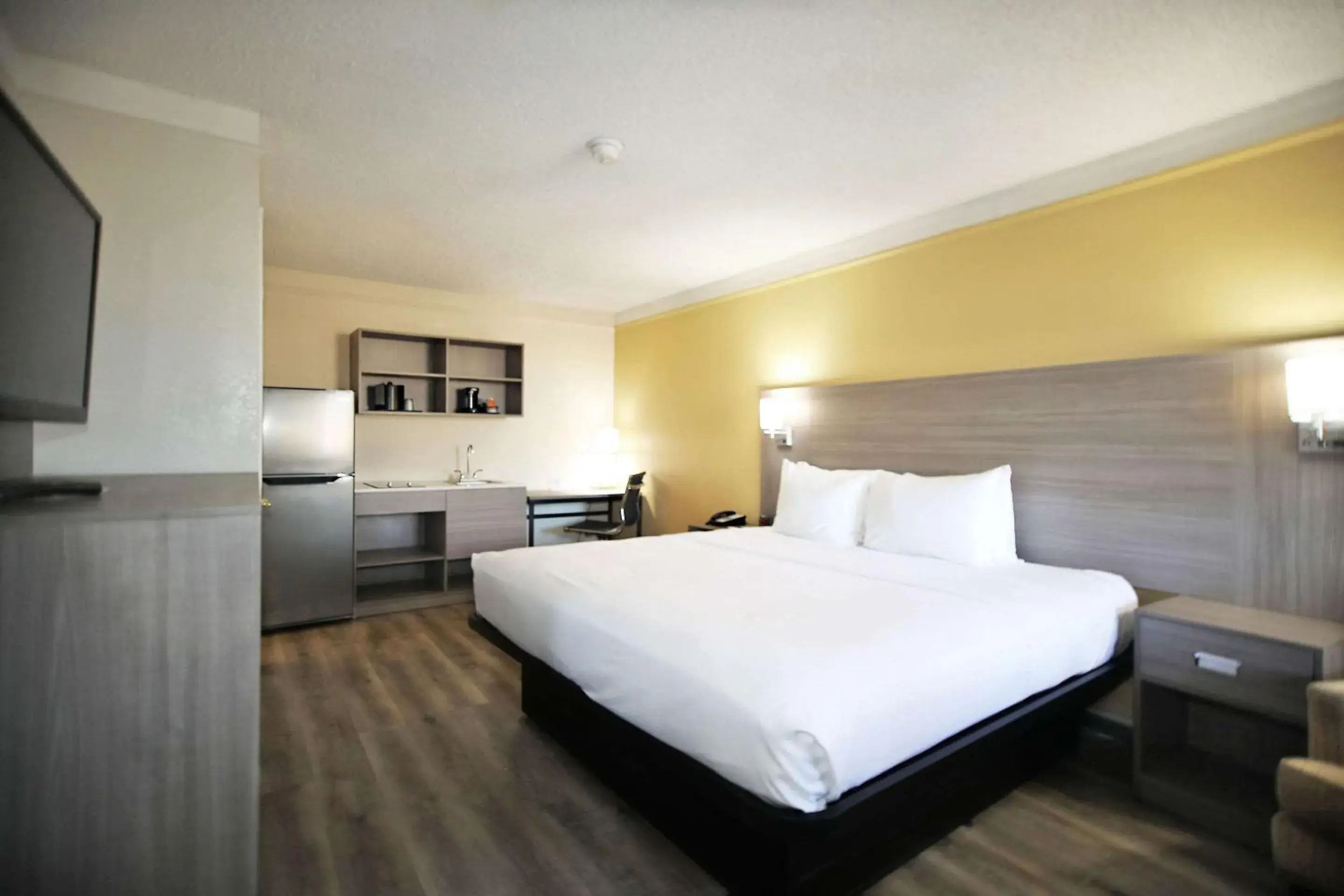 Bedroom, Bed in Quality Inn Aurora Denver Bedroom, Bed in Quality Inn Aurora Denver