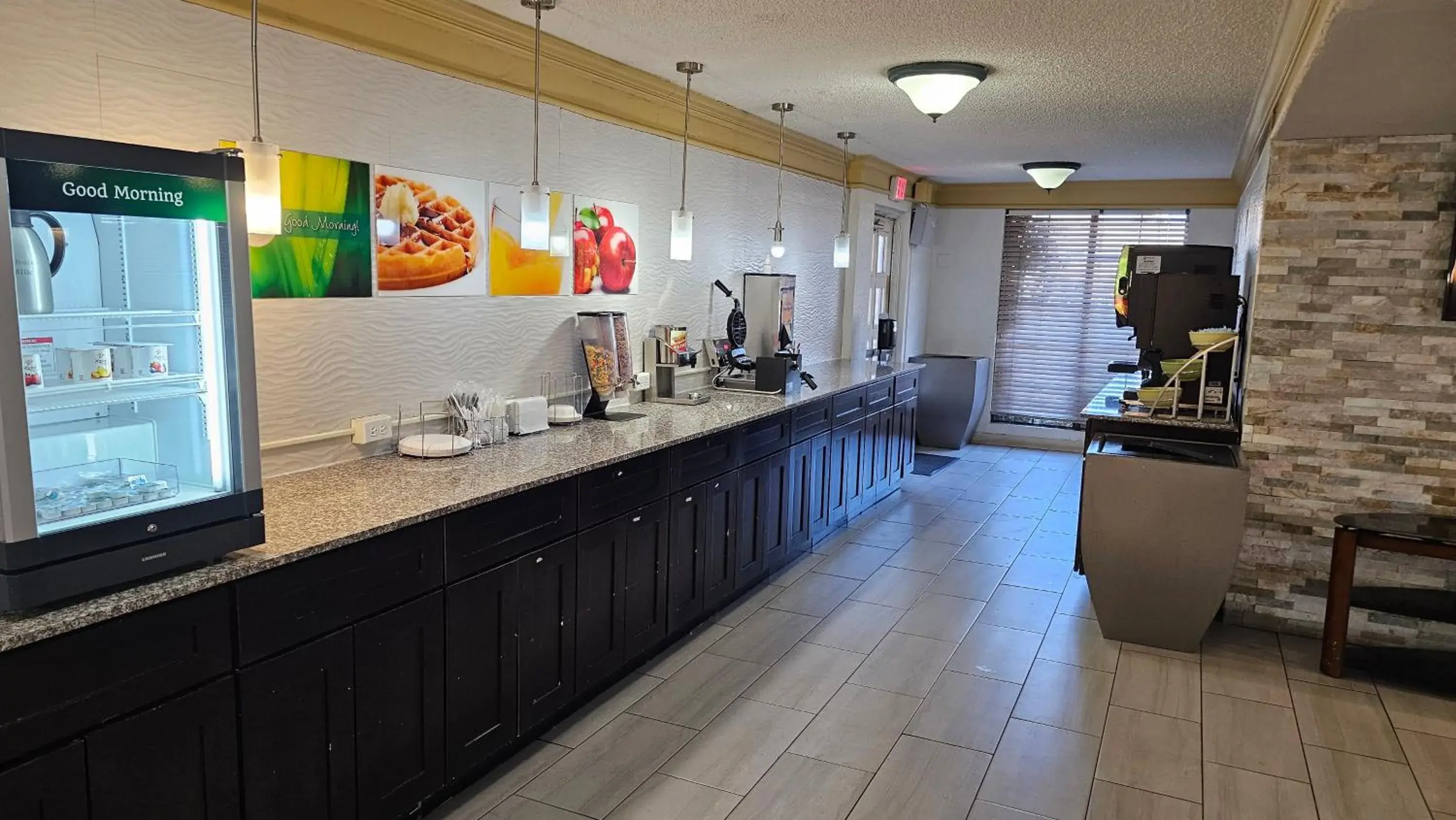 Breakfast in Quality Inn Aurora Denver Breakfast in Quality Inn Aurora Denver