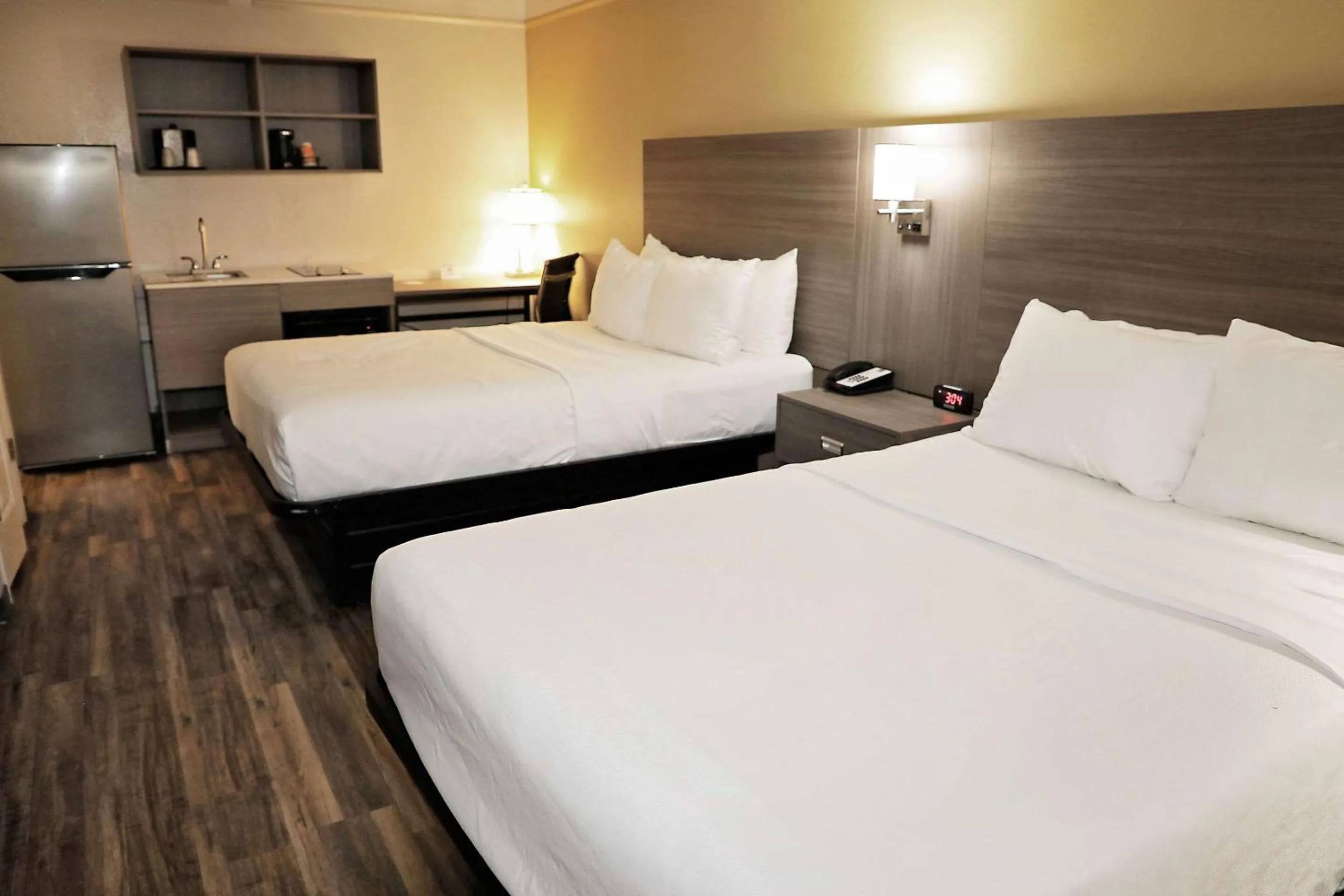 Bedroom, Bed in Quality Inn Aurora Denver