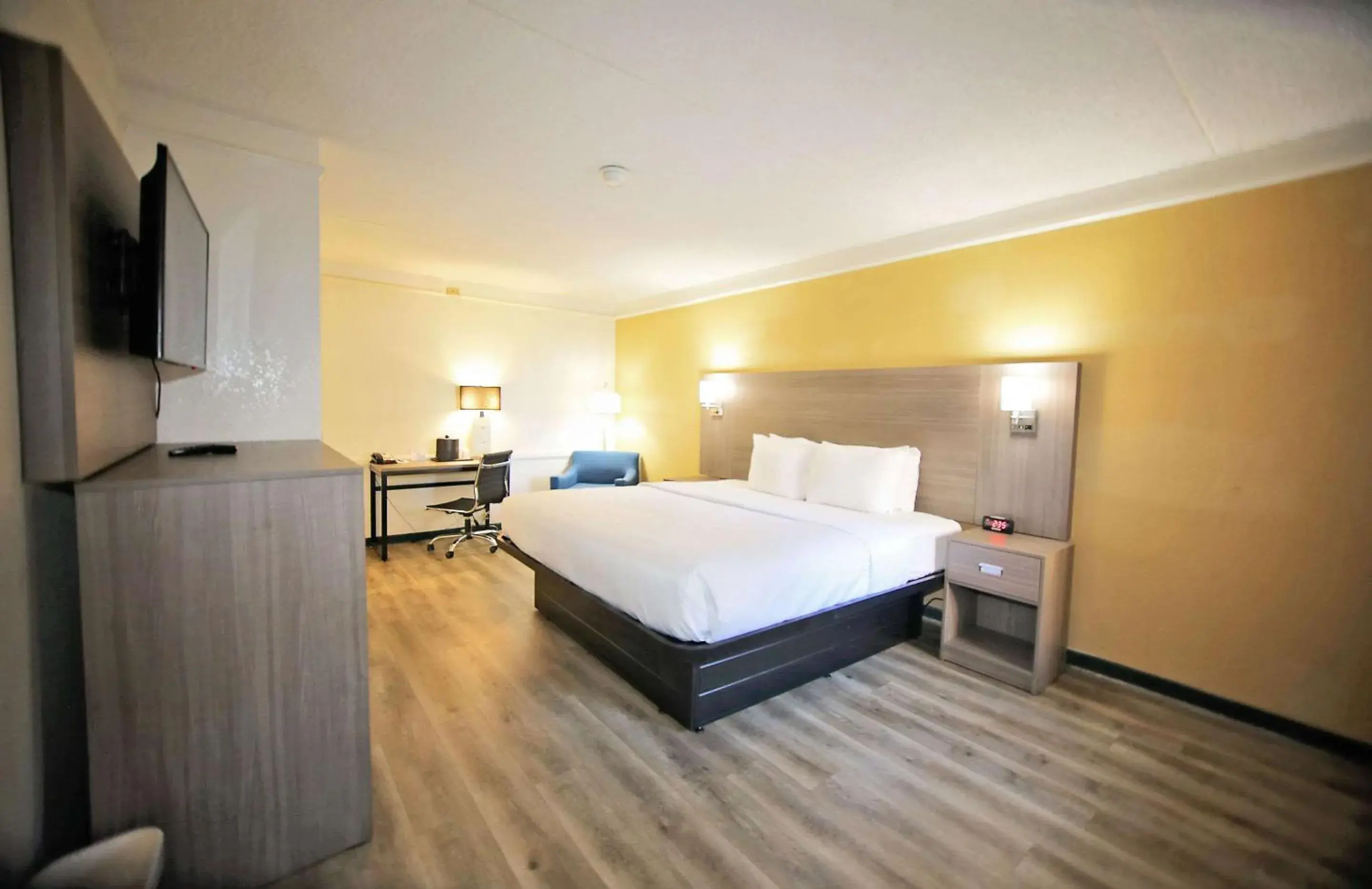 Bed in Quality Inn Aurora Denver Bed in Quality Inn Aurora Denver