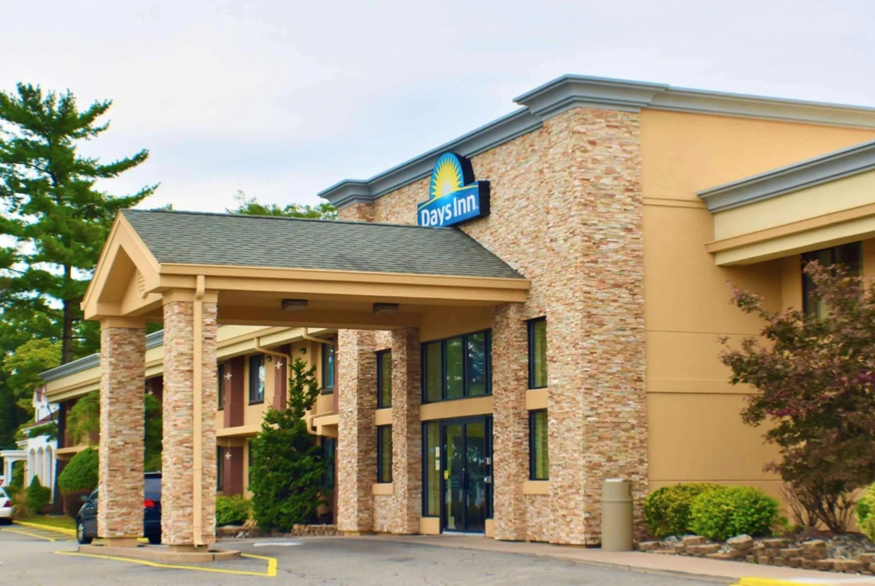 Property building in Days Inn by Wyndham Wayne