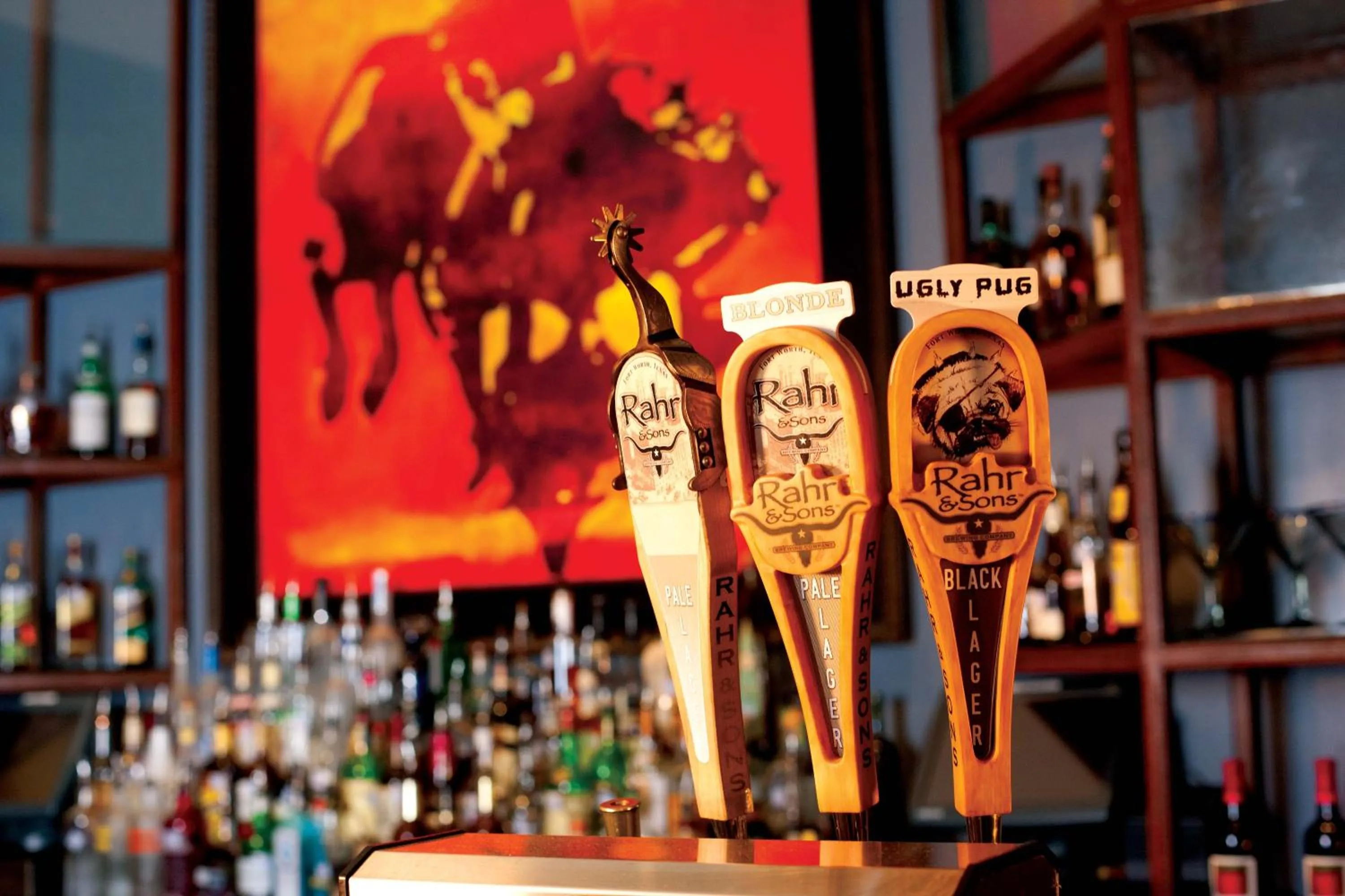 Lounge or bar in Omni Fort Worth Hotel
