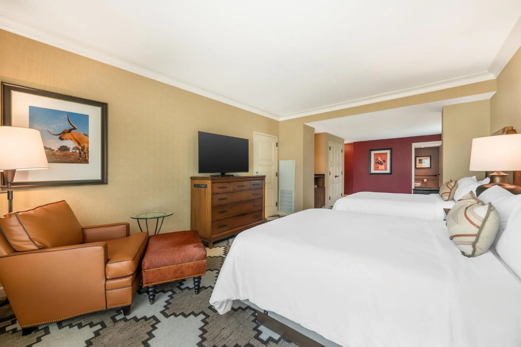 Bedroom, Bed in Omni Fort Worth Hotel