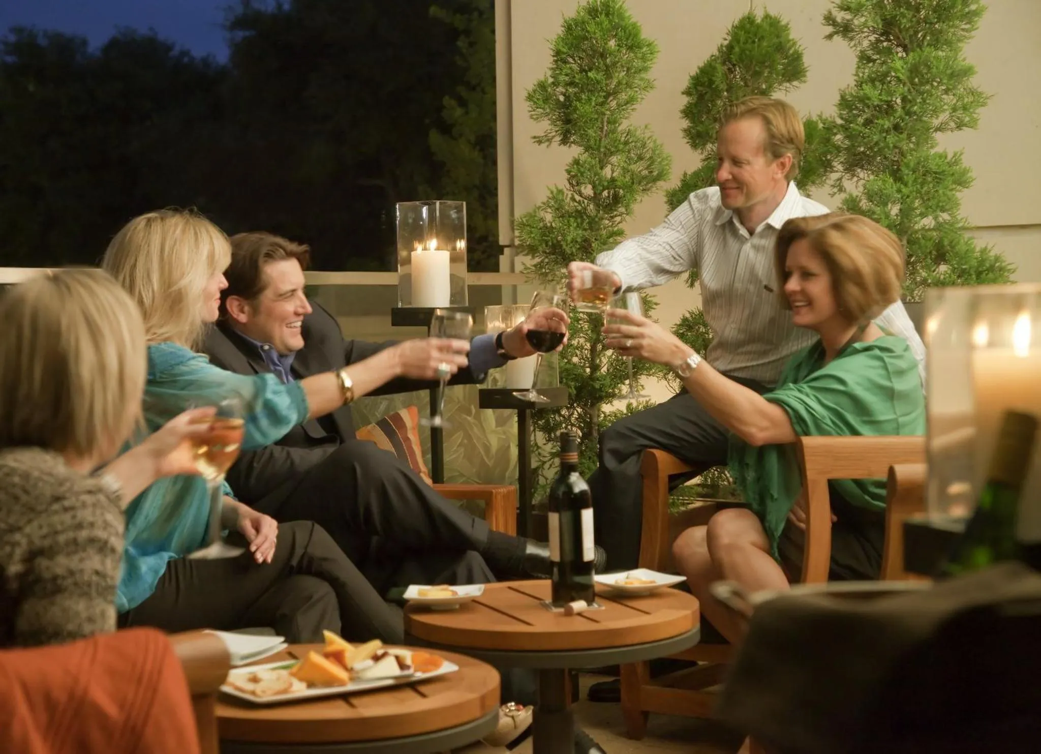Lounge or bar in Omni Fort Worth Hotel