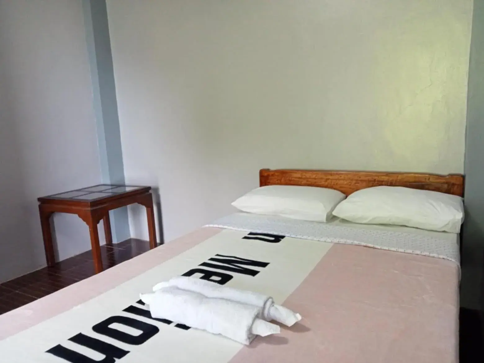 Budget Twin Room in Banaue Pink Eco hostel Budget Twin Room in Banaue Pink Eco hostel