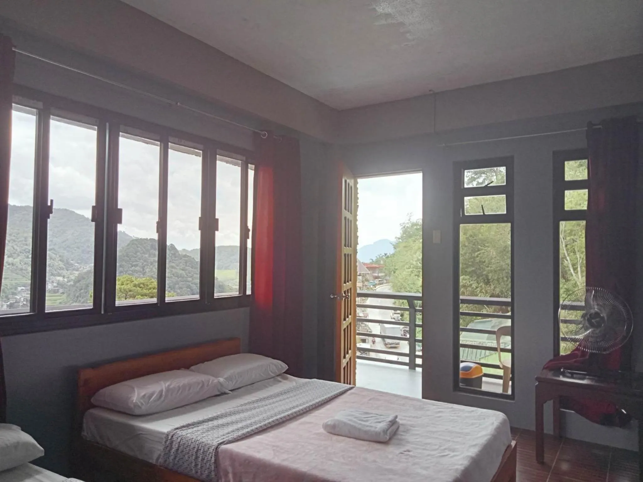 Bed in Banaue Pink Eco hostel