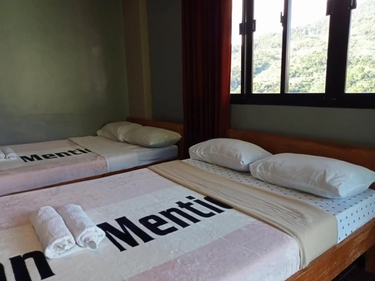 Bed in Banaue Pink Eco hostel