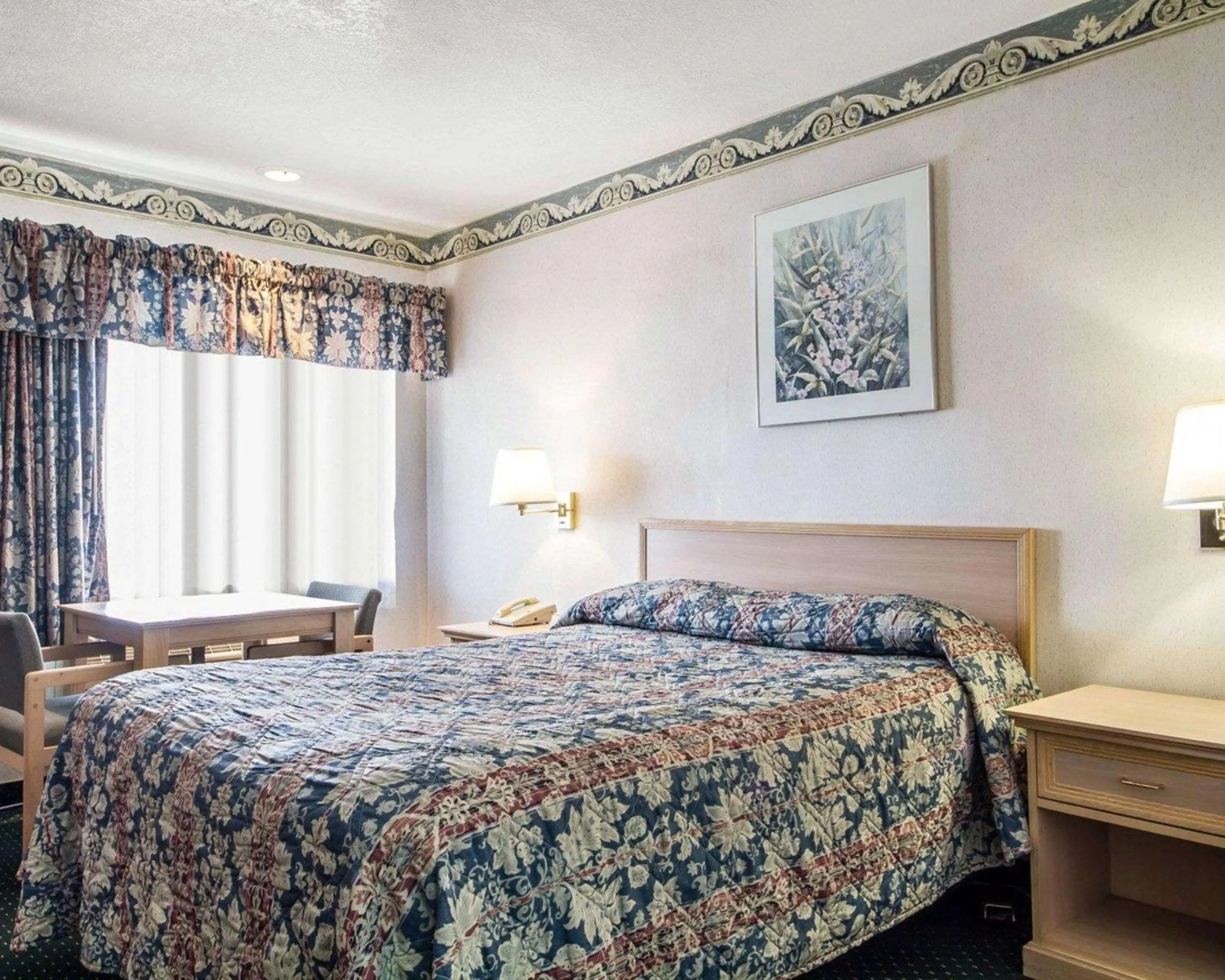 Photo of the whole room, Bed in Rodeway Inn Monterey Near Fairgrounds