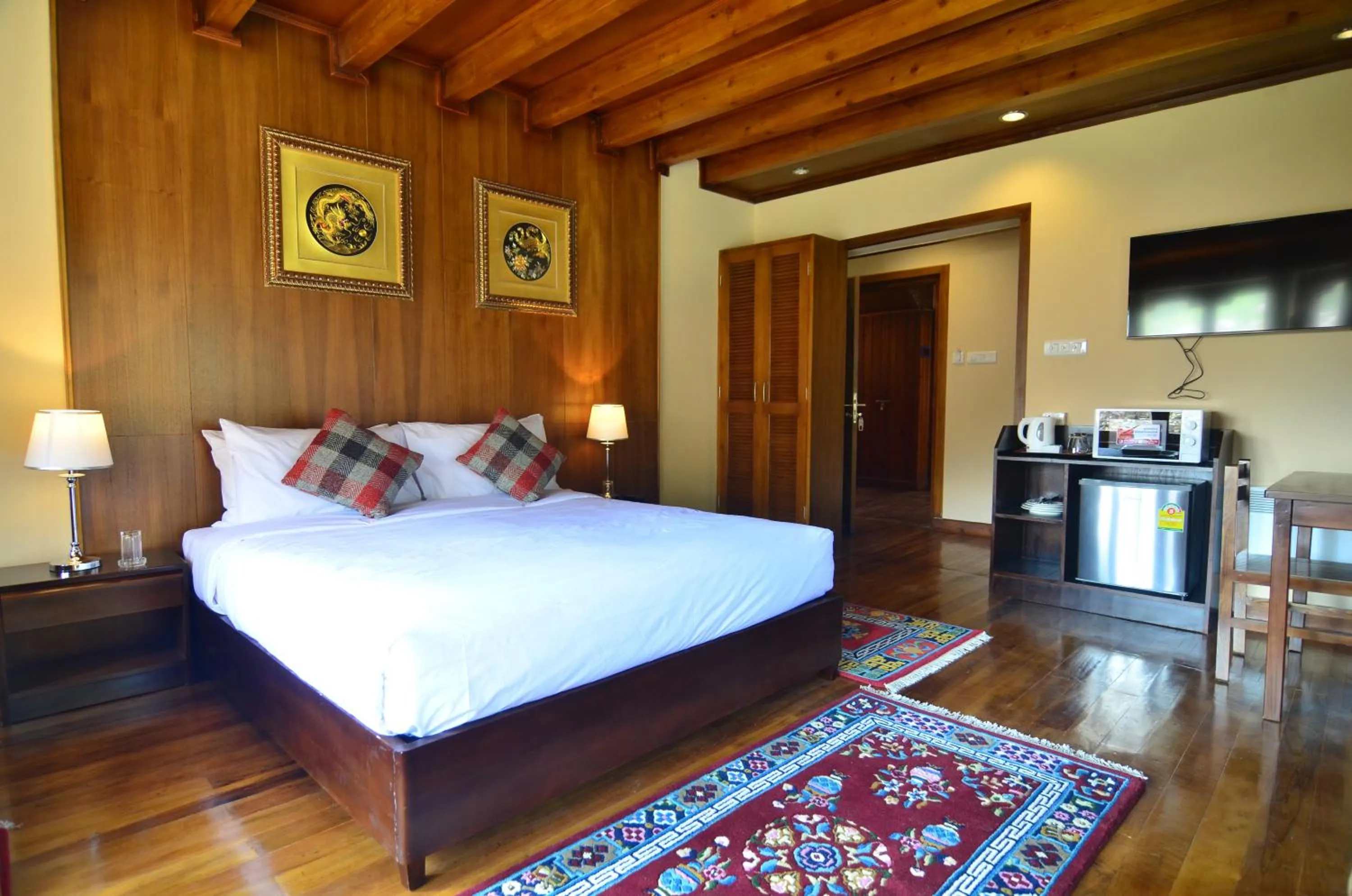 Bed in Kisa Villa