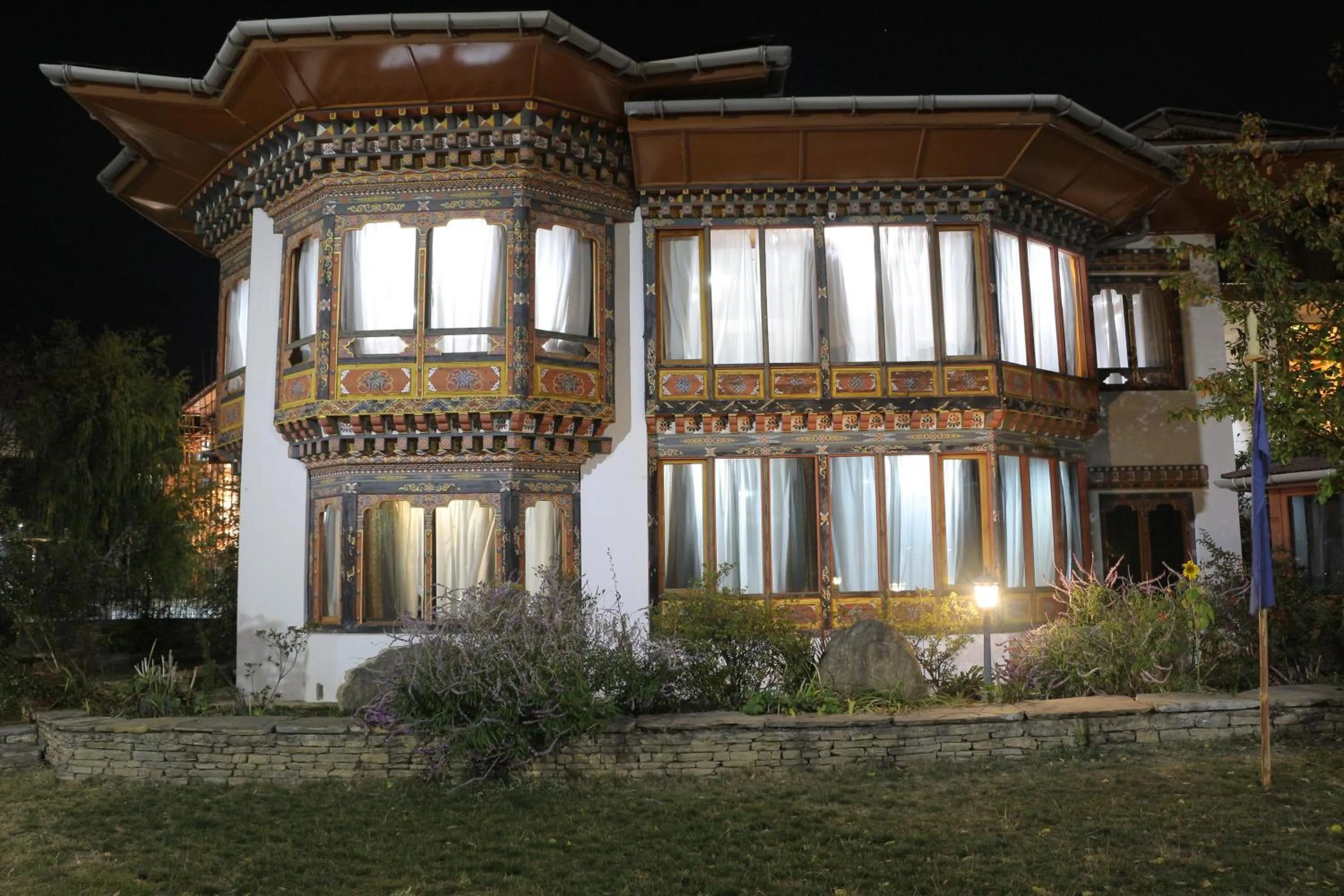 Property building in Kisa Villa