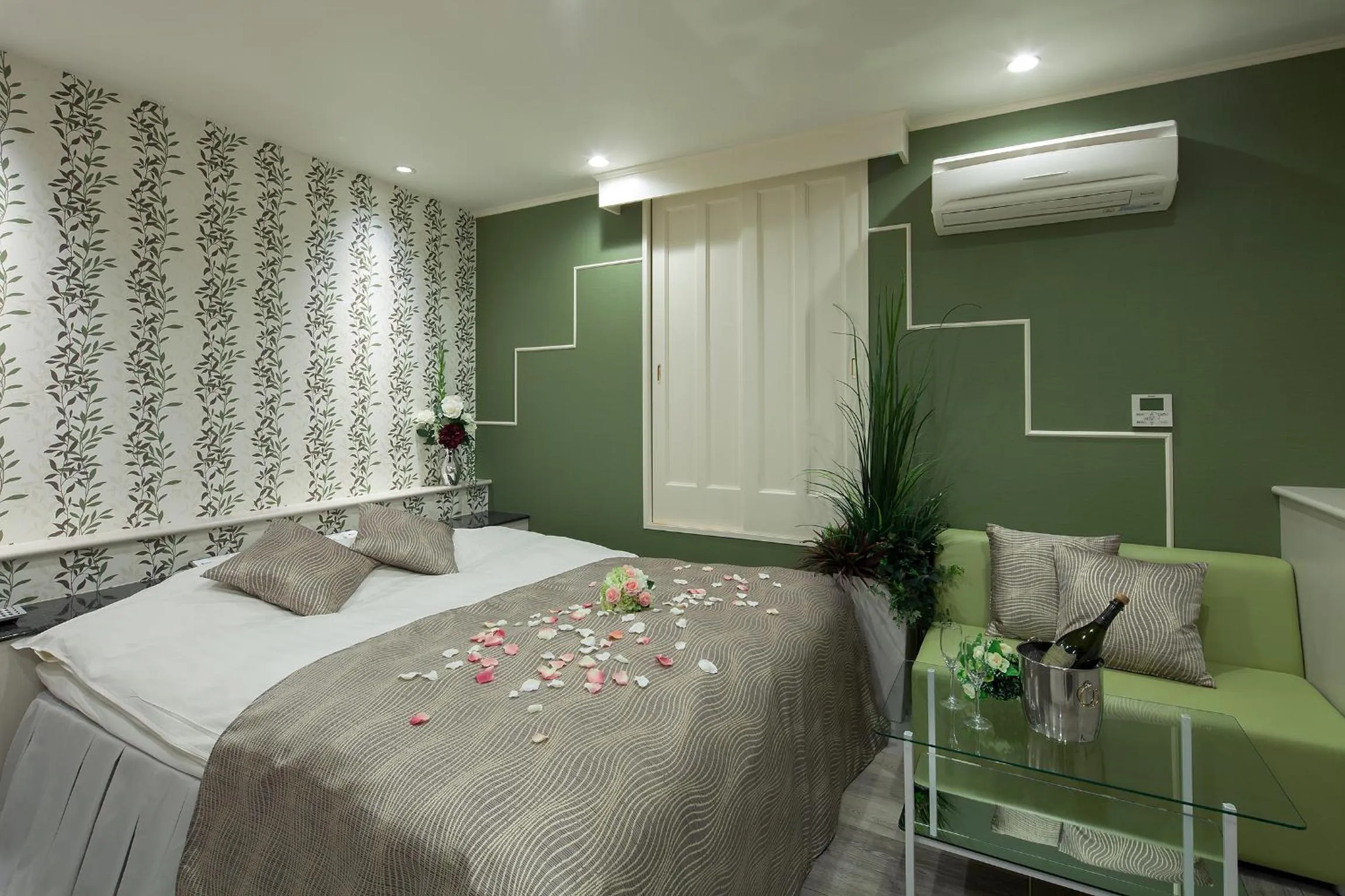 Bed in Restay Okayama (Adult Only)